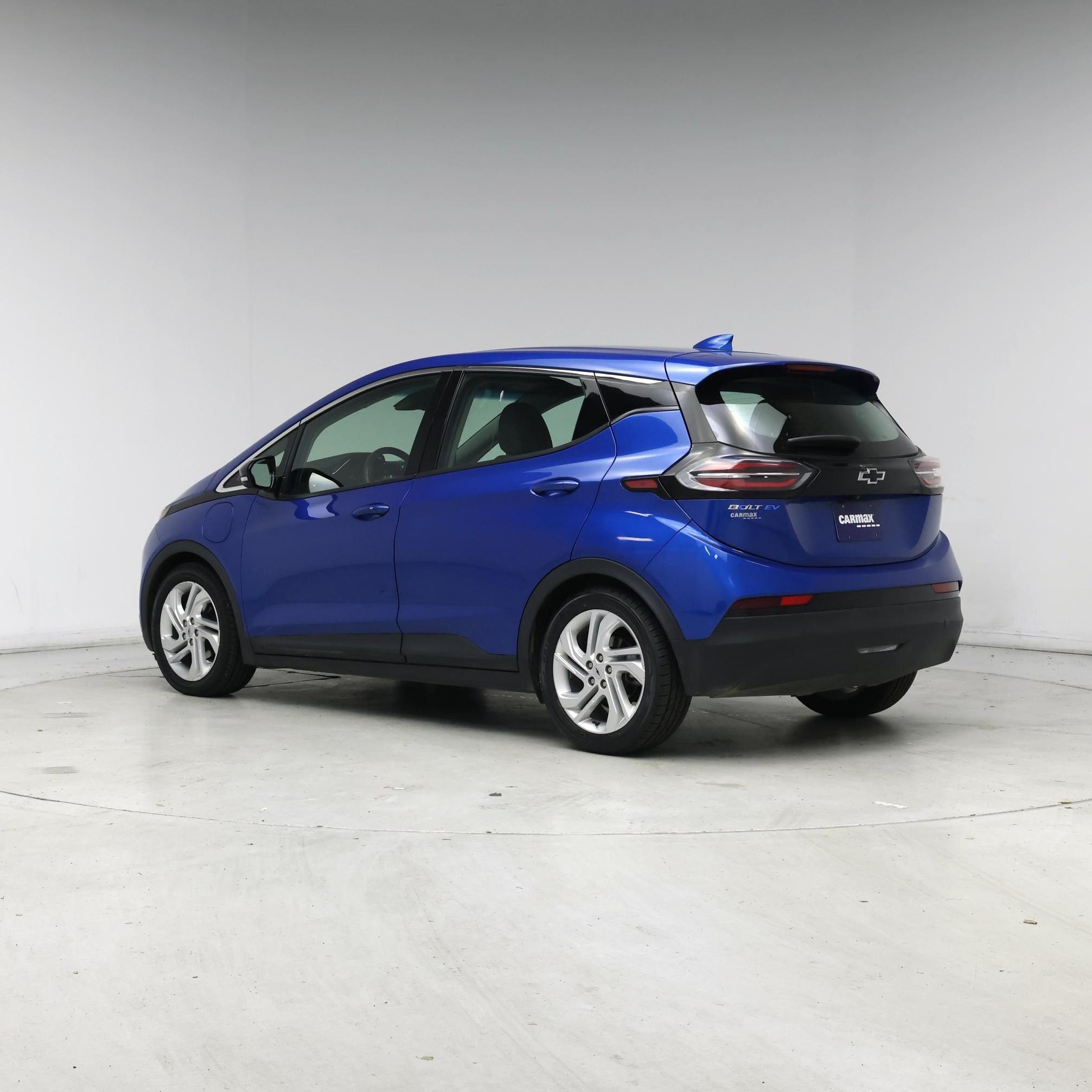 Thumbnail: 2023 Chevrolet Bolt EV - 2