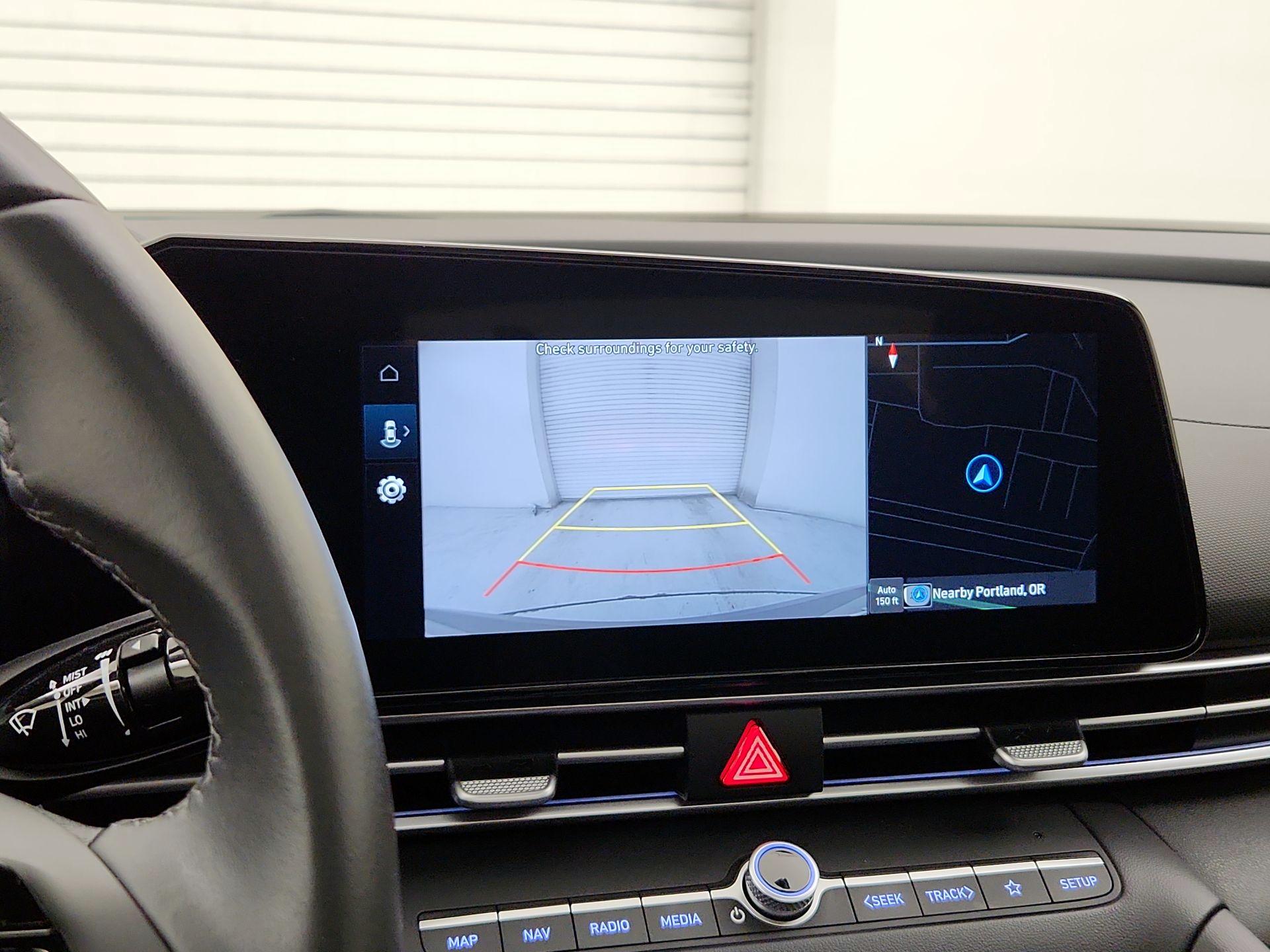 Thumbnail: 2025 Hyundai Elantra - 15