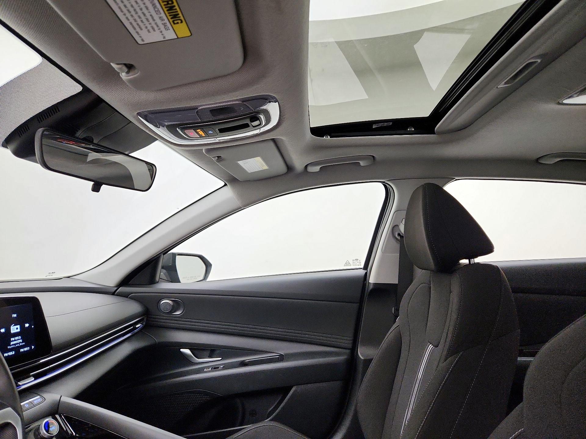 Thumbnail: 2025 Hyundai Elantra - 20