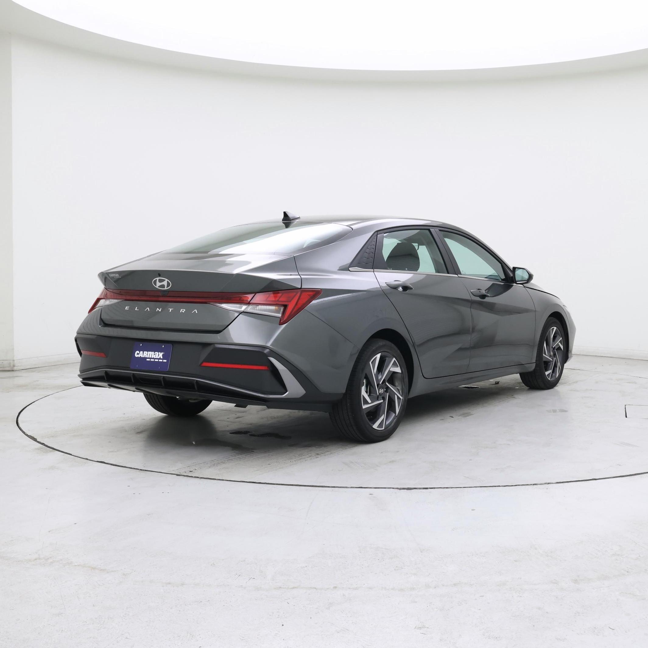 Thumbnail: 2025 Hyundai Elantra - 8