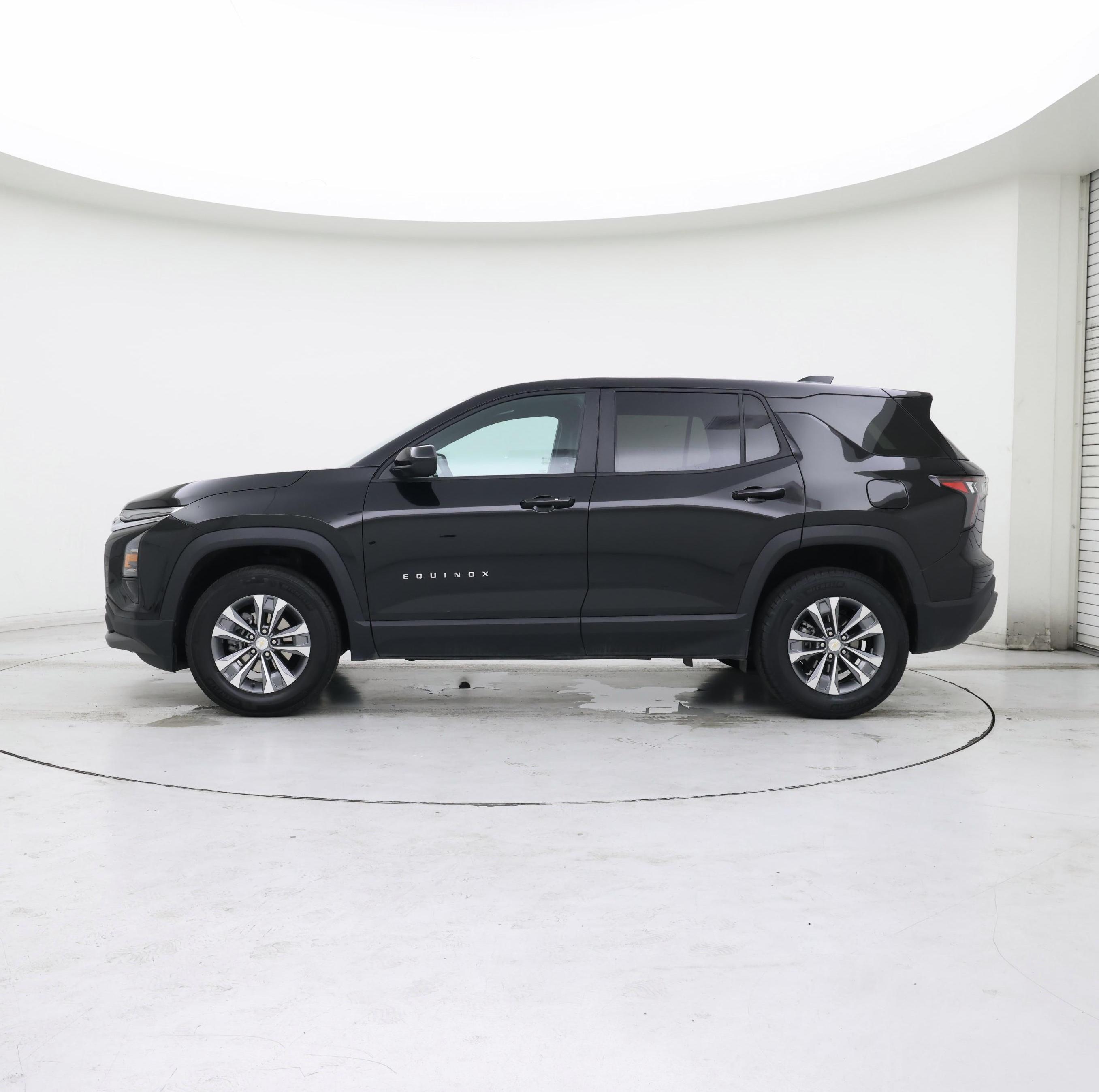 Thumbnail: 2025 Chevrolet Equinox - 3