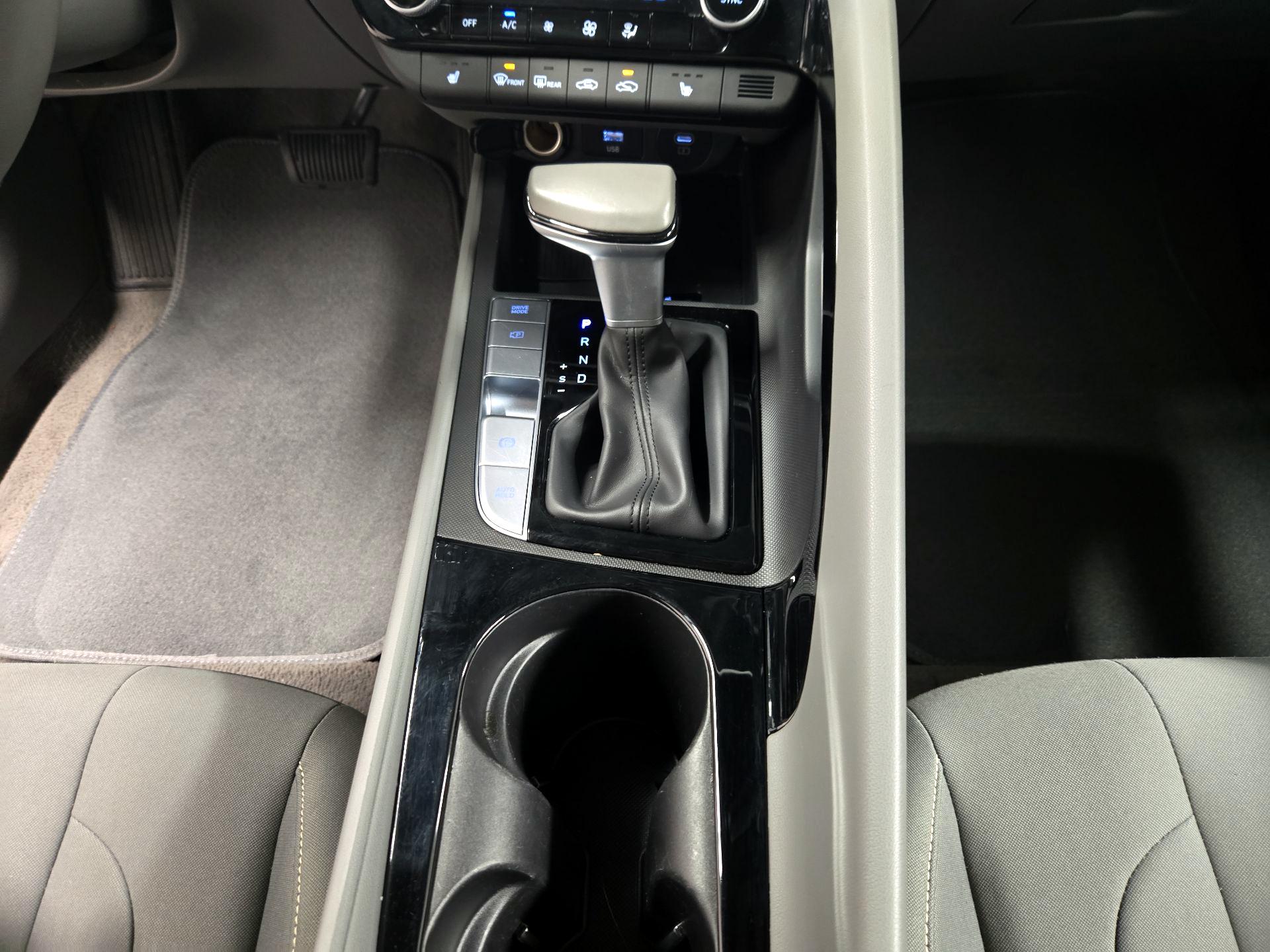 Thumbnail: 2025 Hyundai Elantra - 18