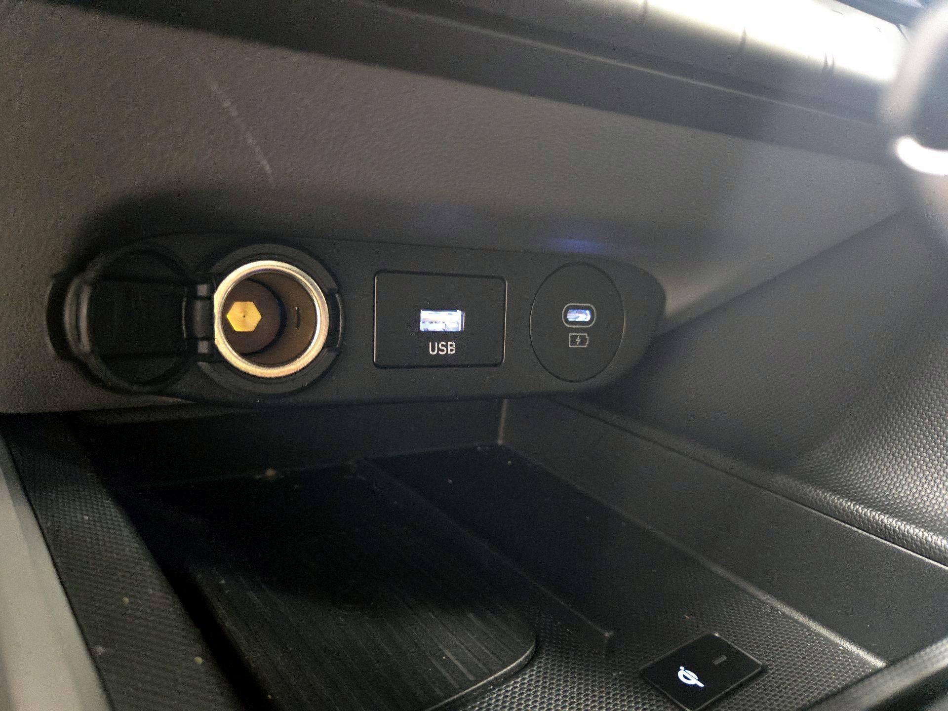 Thumbnail: 2025 Hyundai Elantra - 19