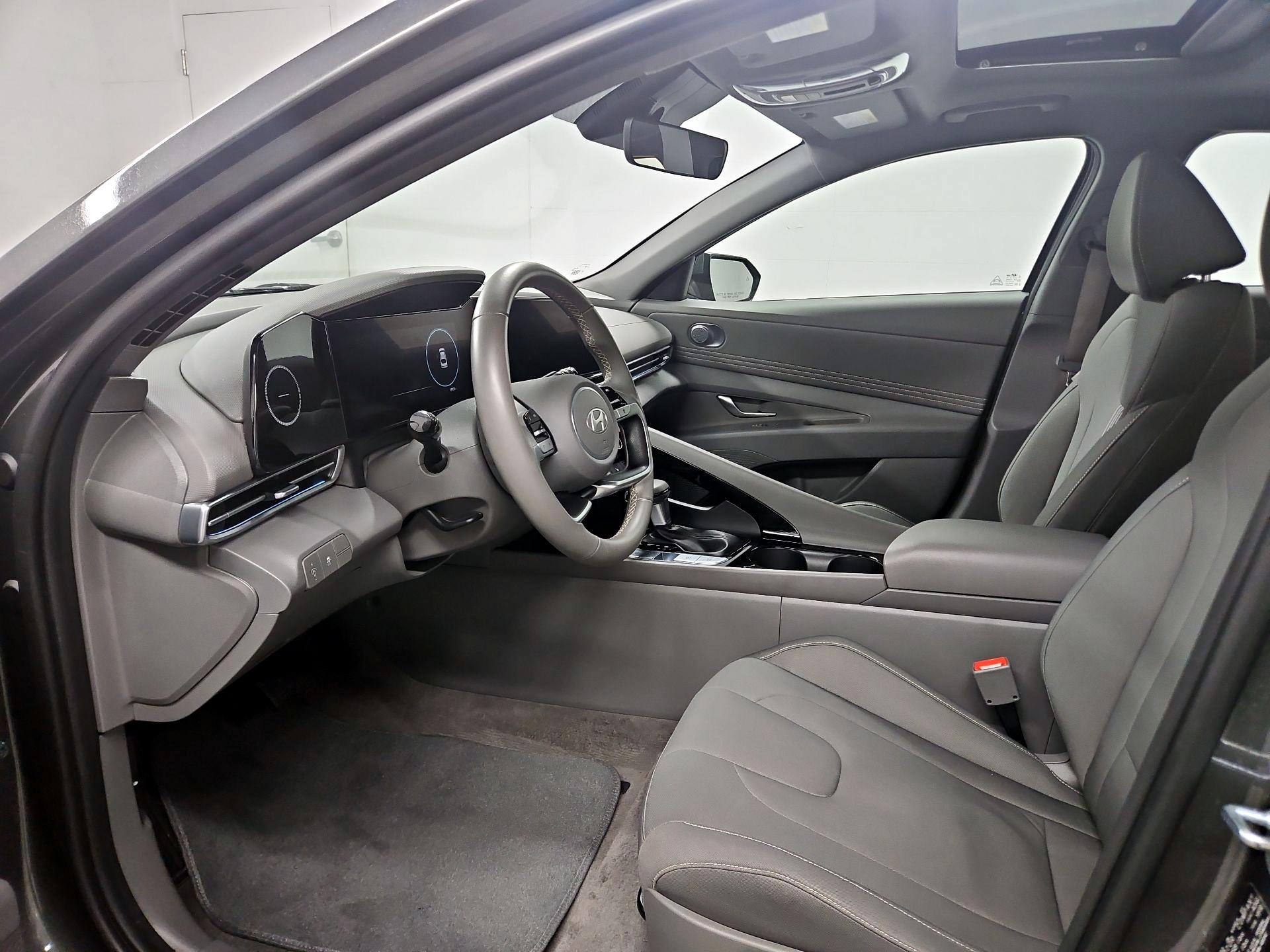 Thumbnail: 2025 Hyundai Elantra - 11