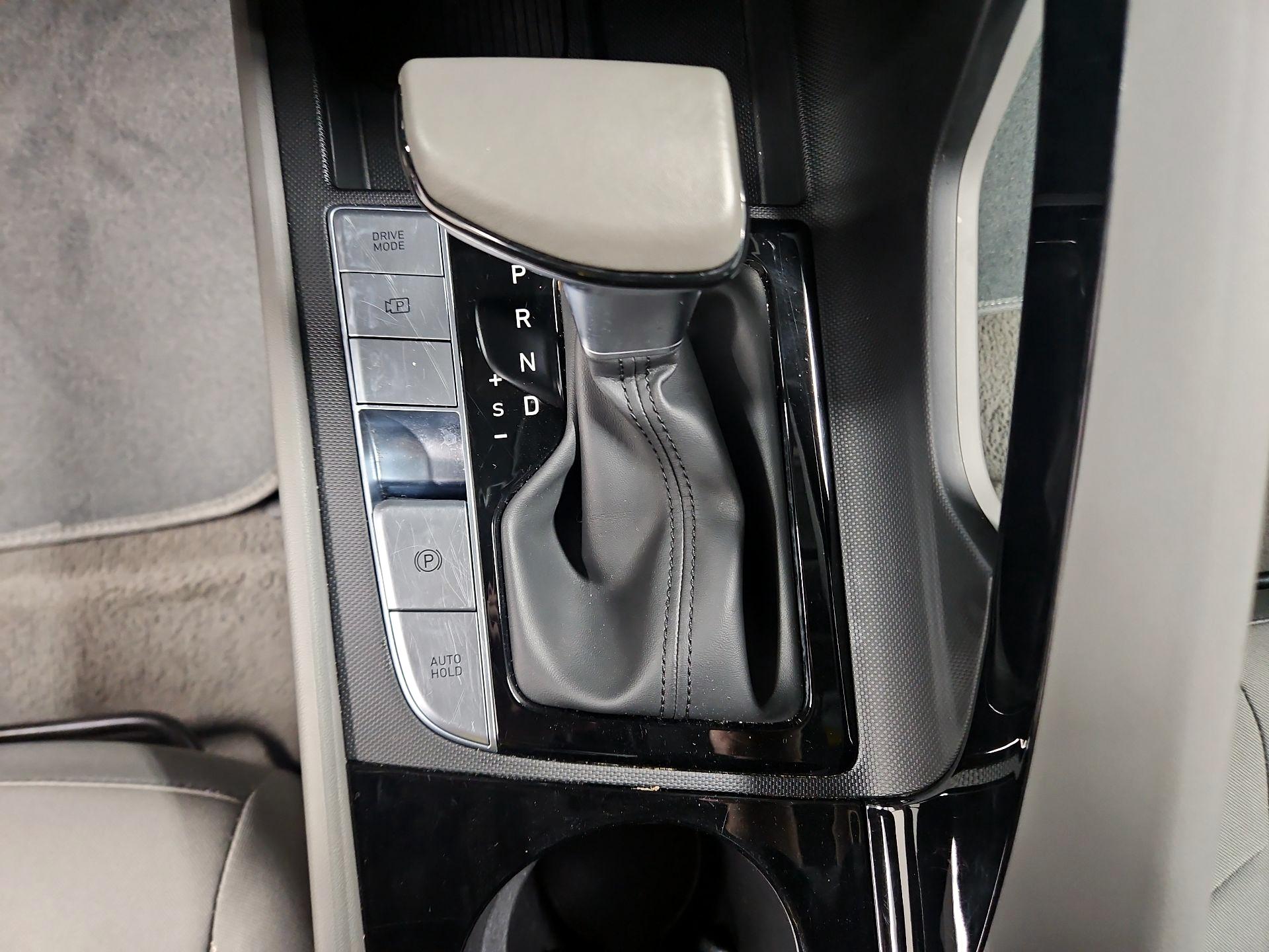 Thumbnail: 2025 Hyundai Elantra - 18