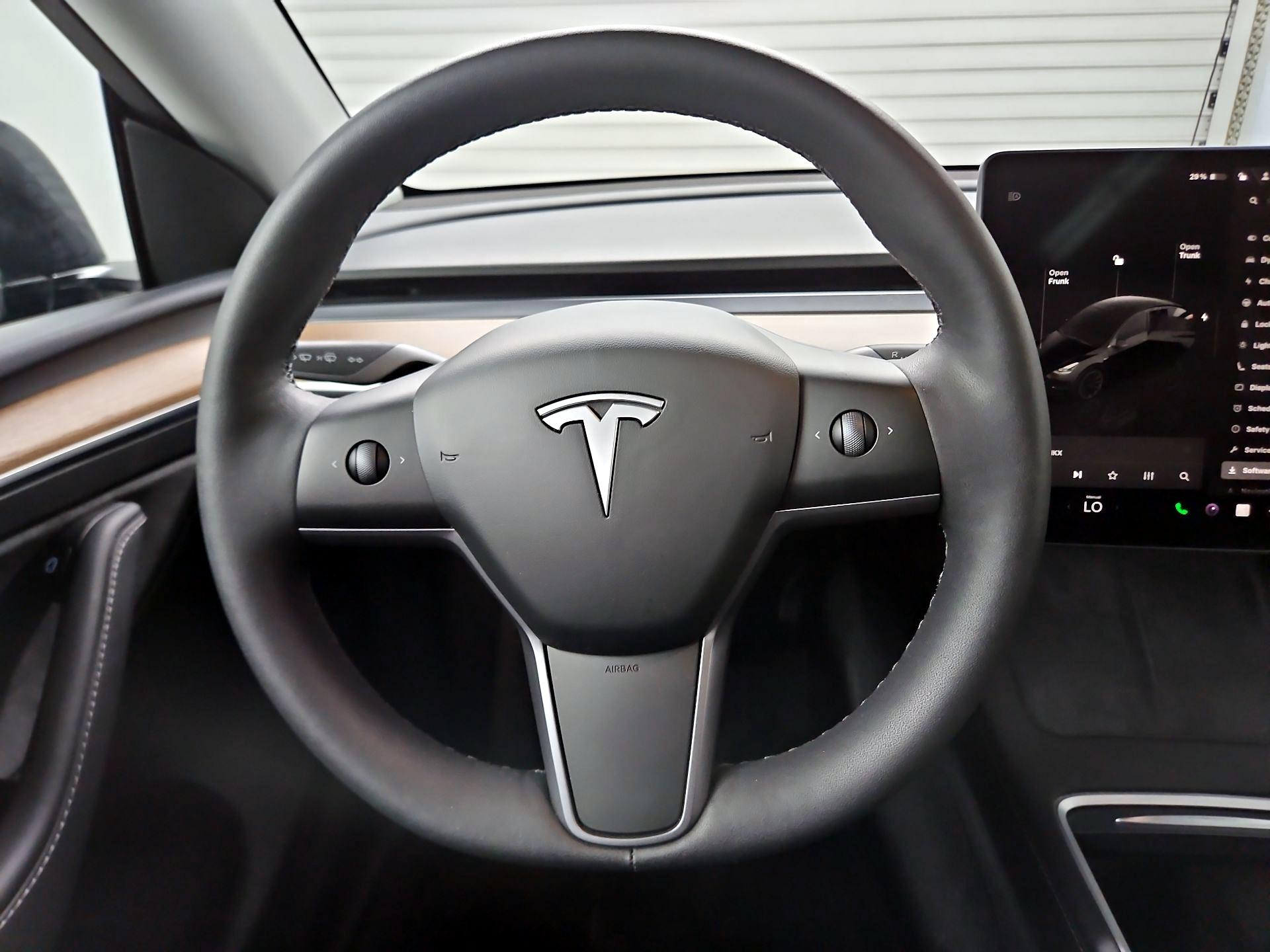 Thumbnail: 2024 Tesla Model Y - 10