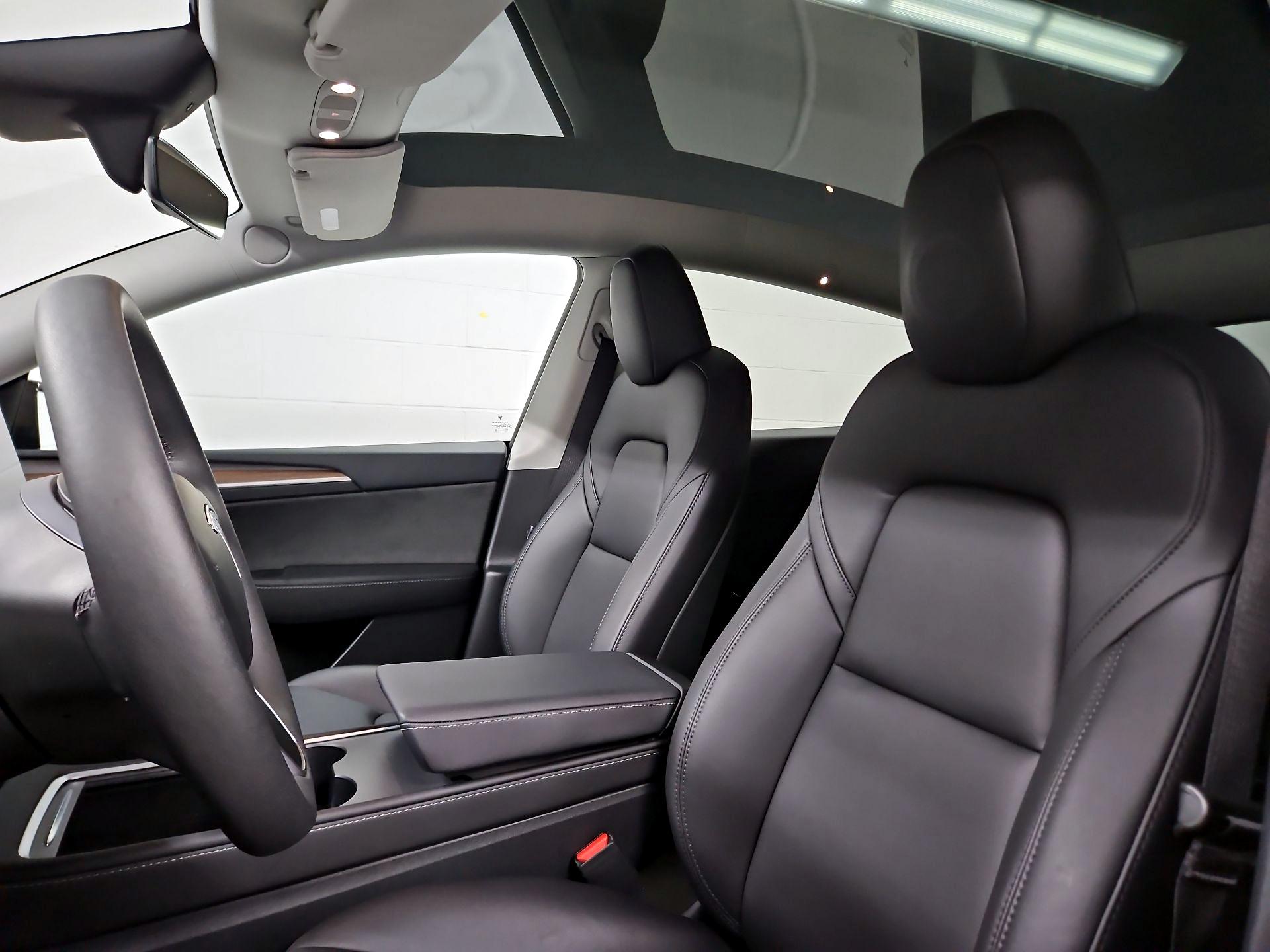 Thumbnail: 2024 Tesla Model Y - 19