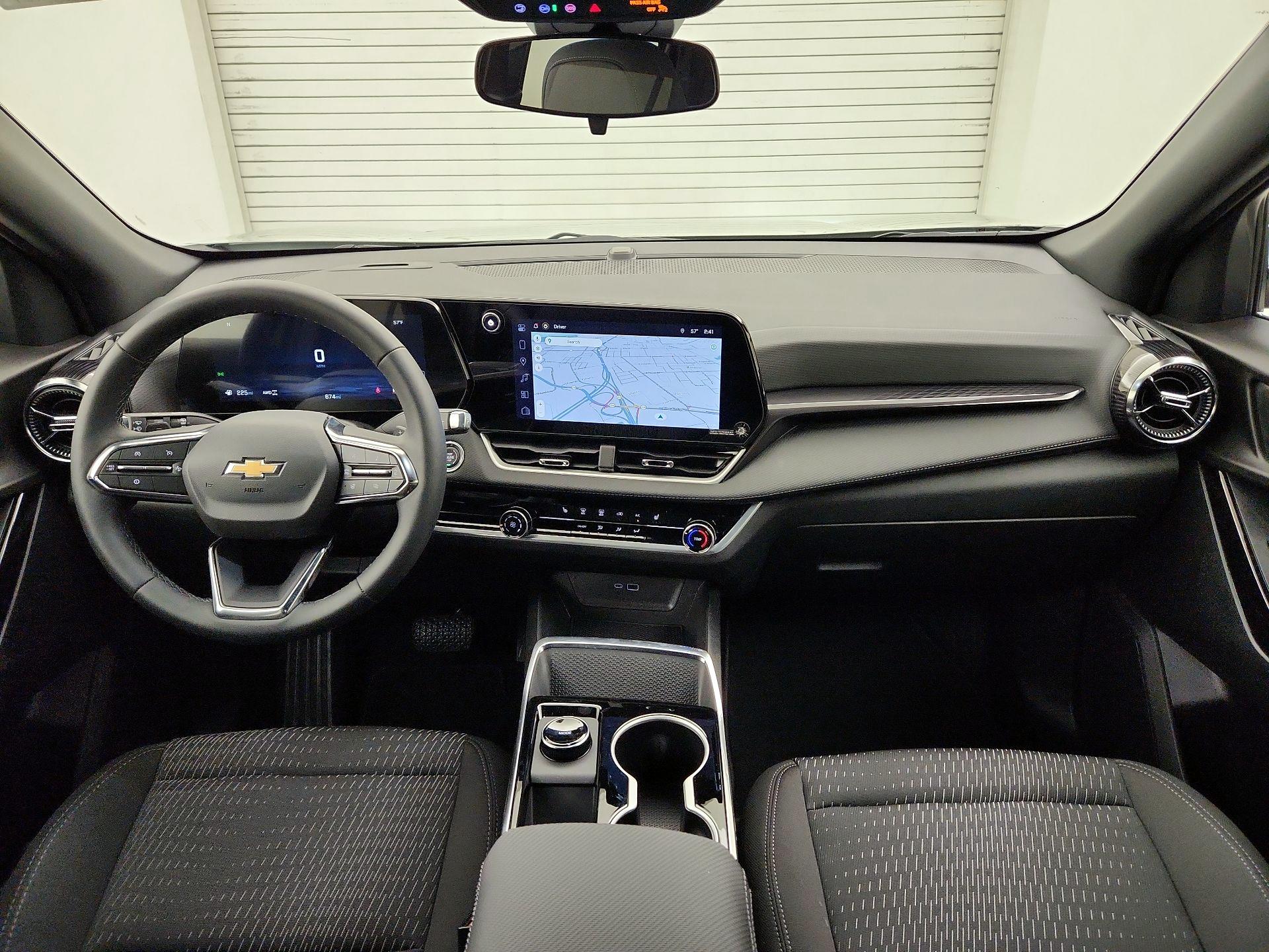 Thumbnail: 2026 Chevrolet Equinox - 9