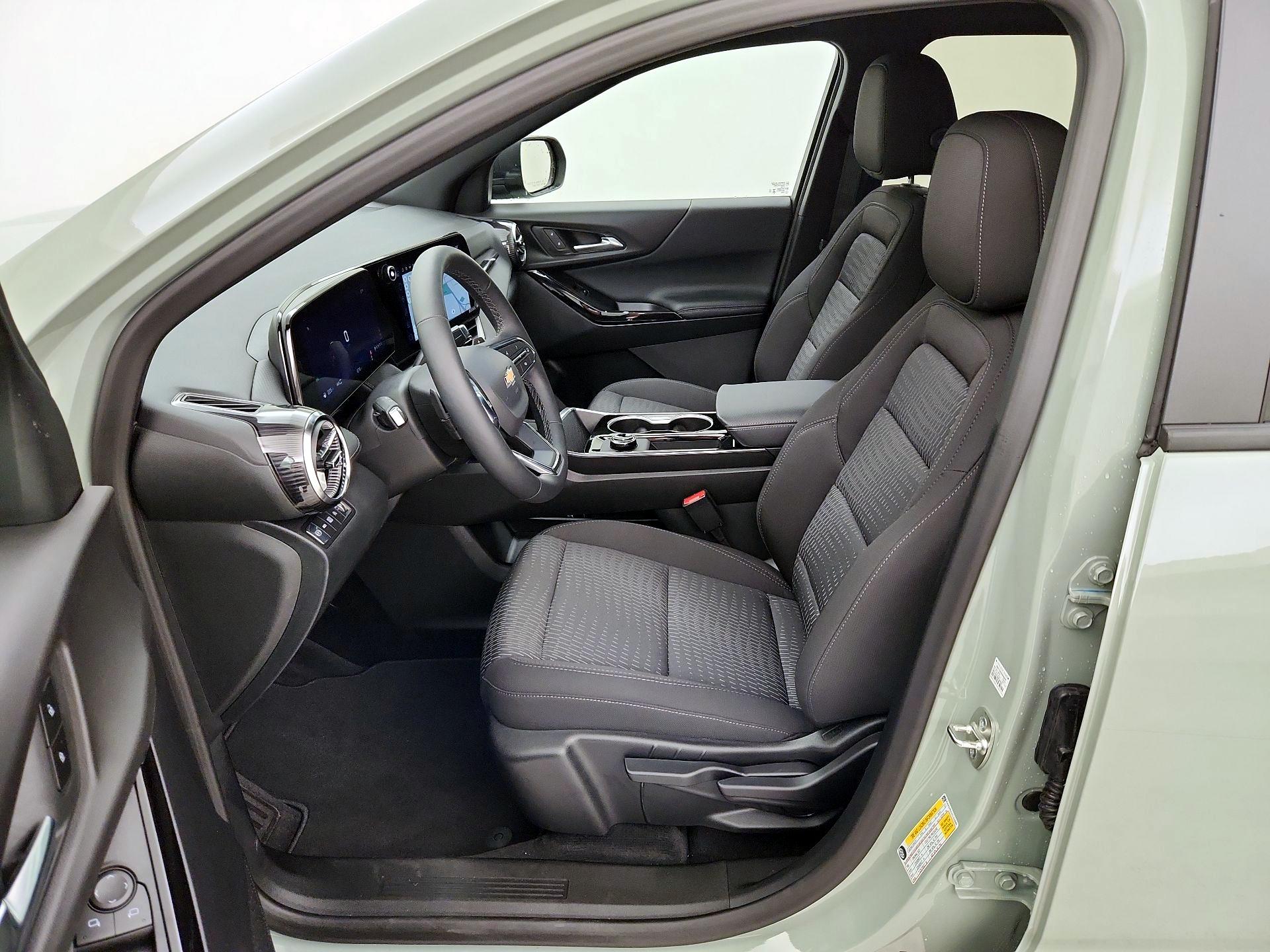 Thumbnail: 2026 Chevrolet Equinox - 11