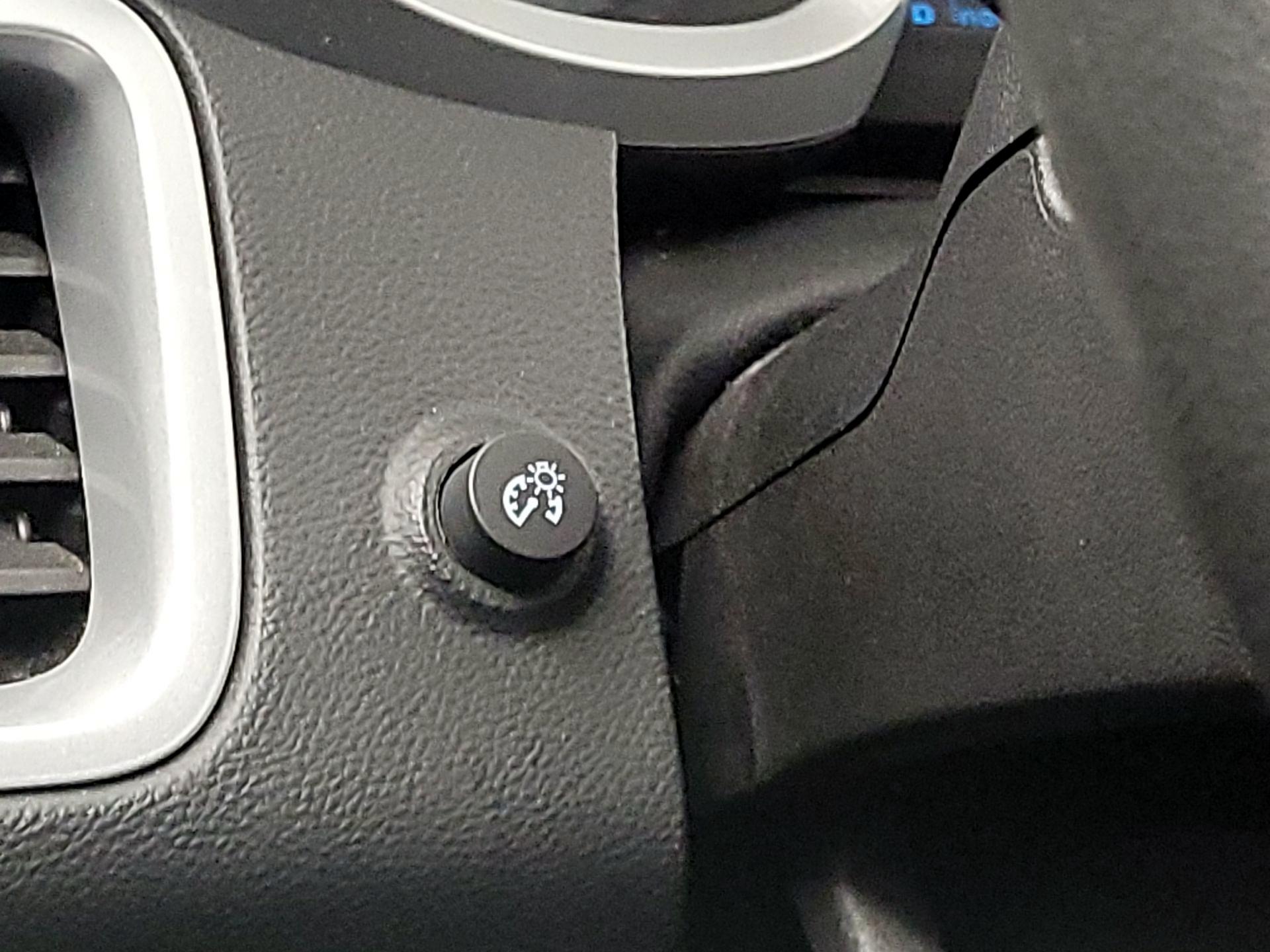 Thumbnail: 2016 Chevrolet Equinox - 13