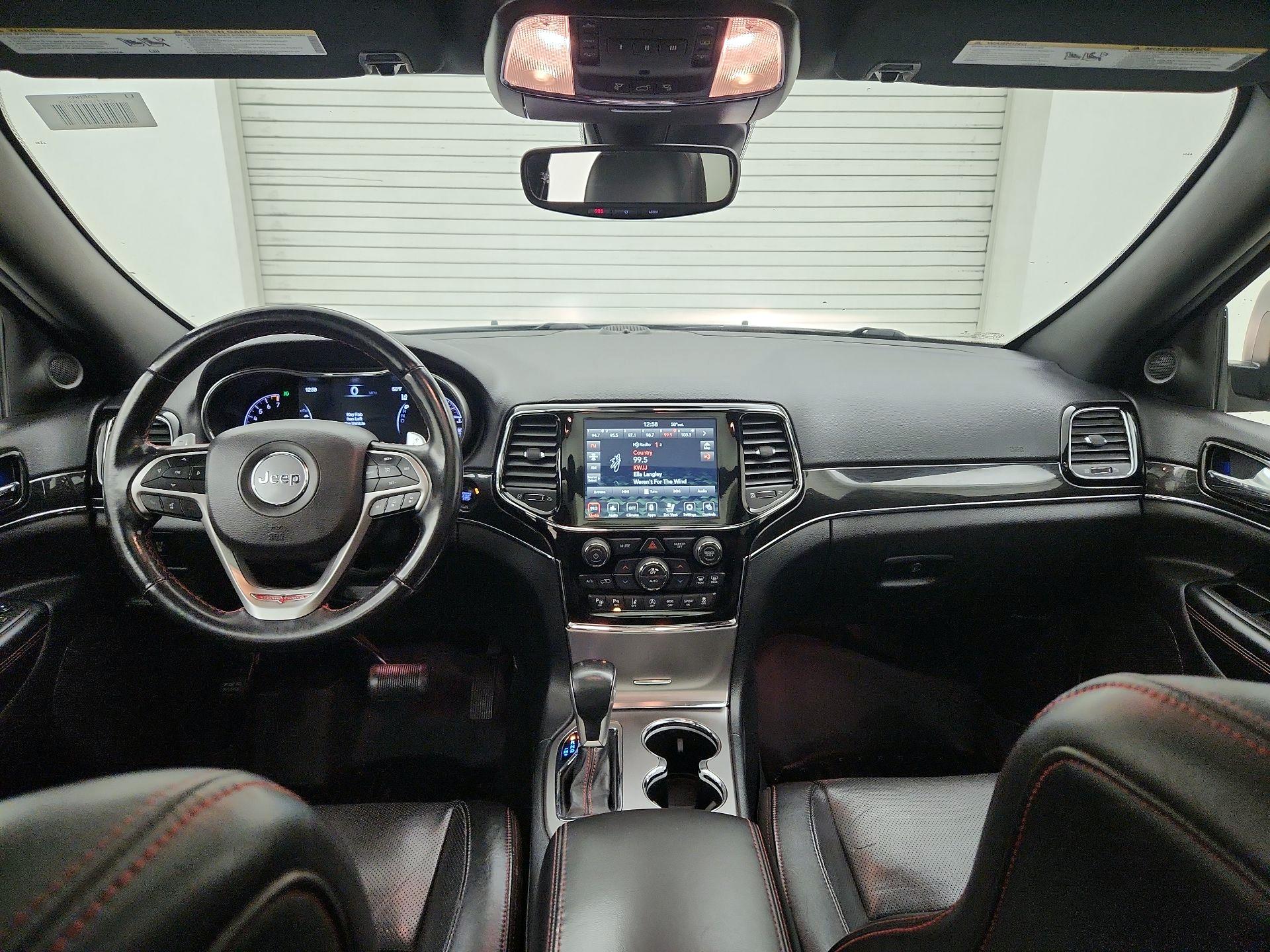 Thumbnail: 2020 Jeep Grand Cherokee - 9