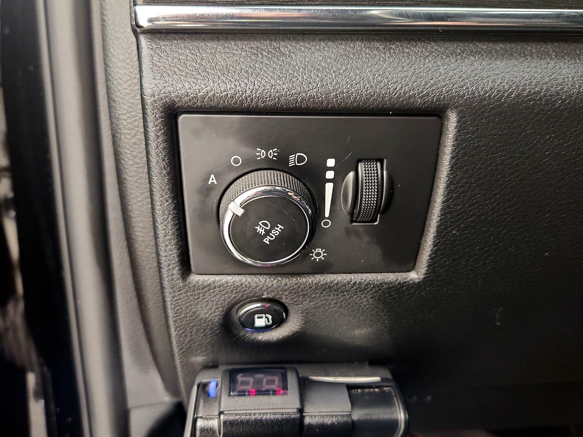 Thumbnail: 2020 Jeep Grand Cherokee - 13