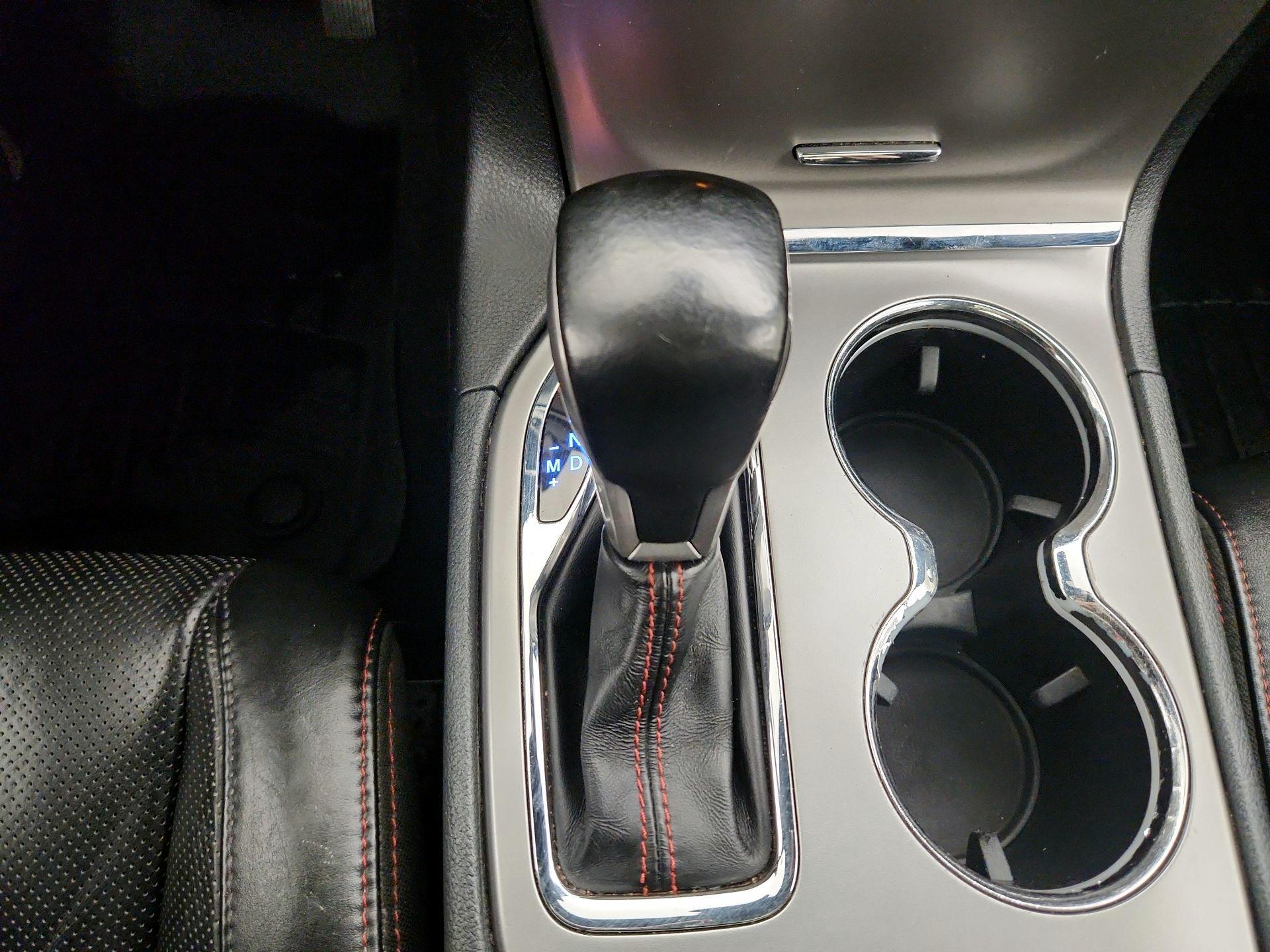 Thumbnail: 2020 Jeep Grand Cherokee - 17