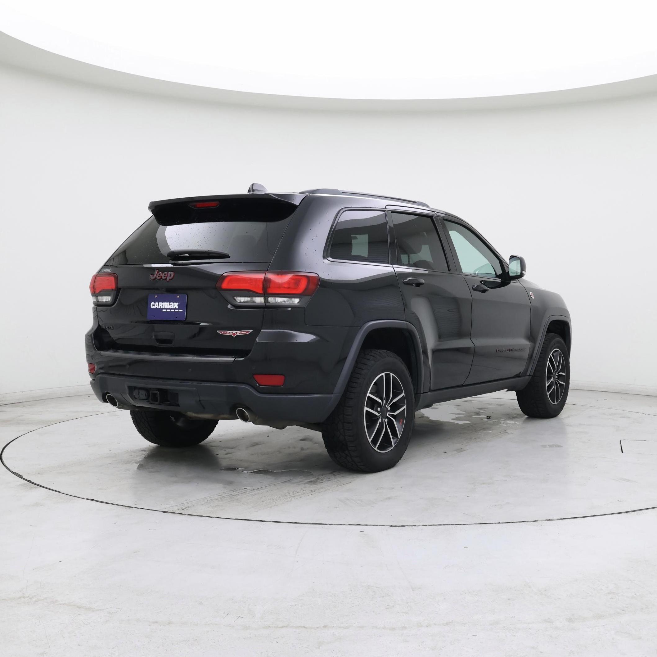 Thumbnail: 2020 Jeep Grand Cherokee - 8