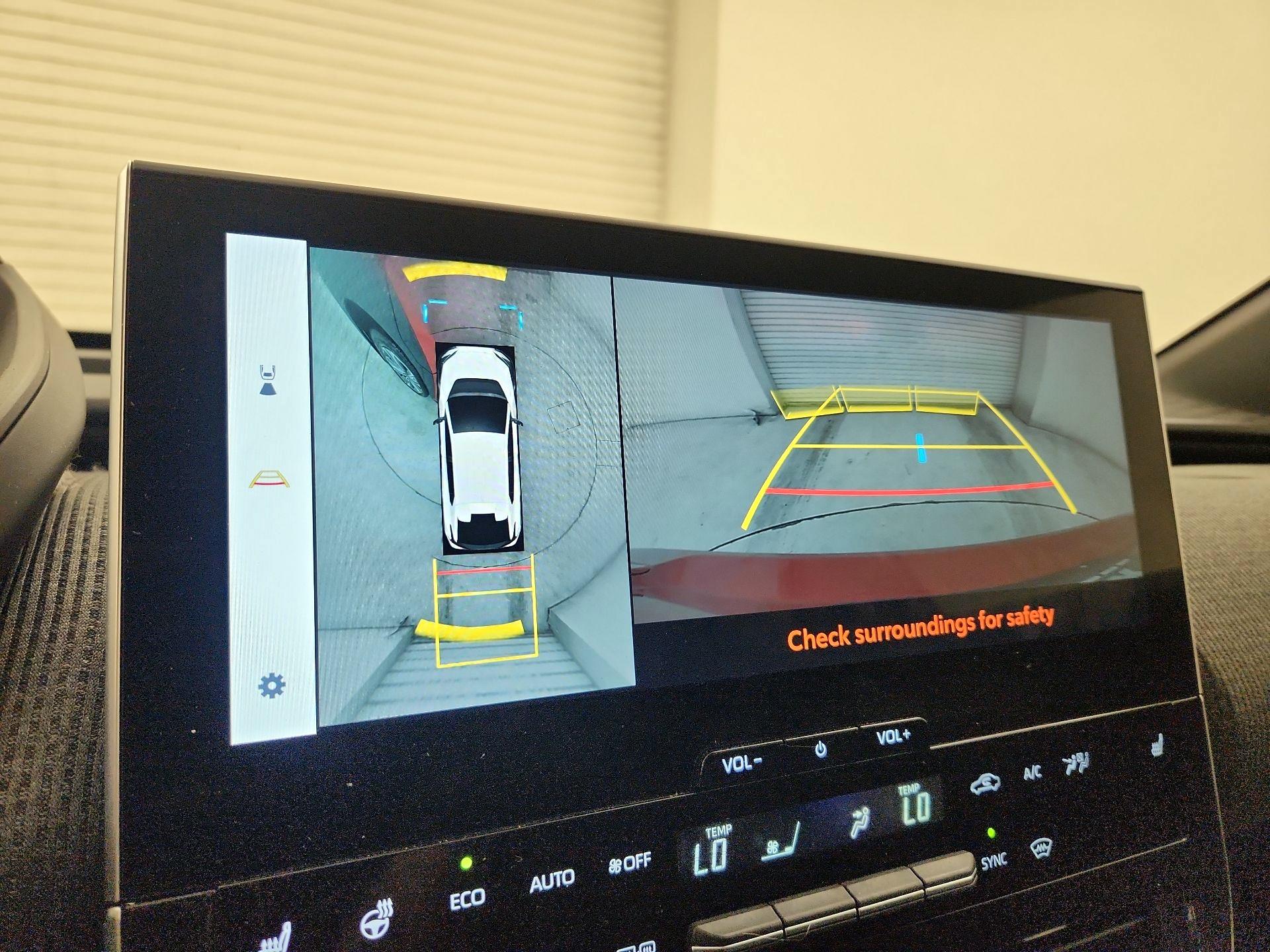 Thumbnail: 2025 Subaru Solterra - 14