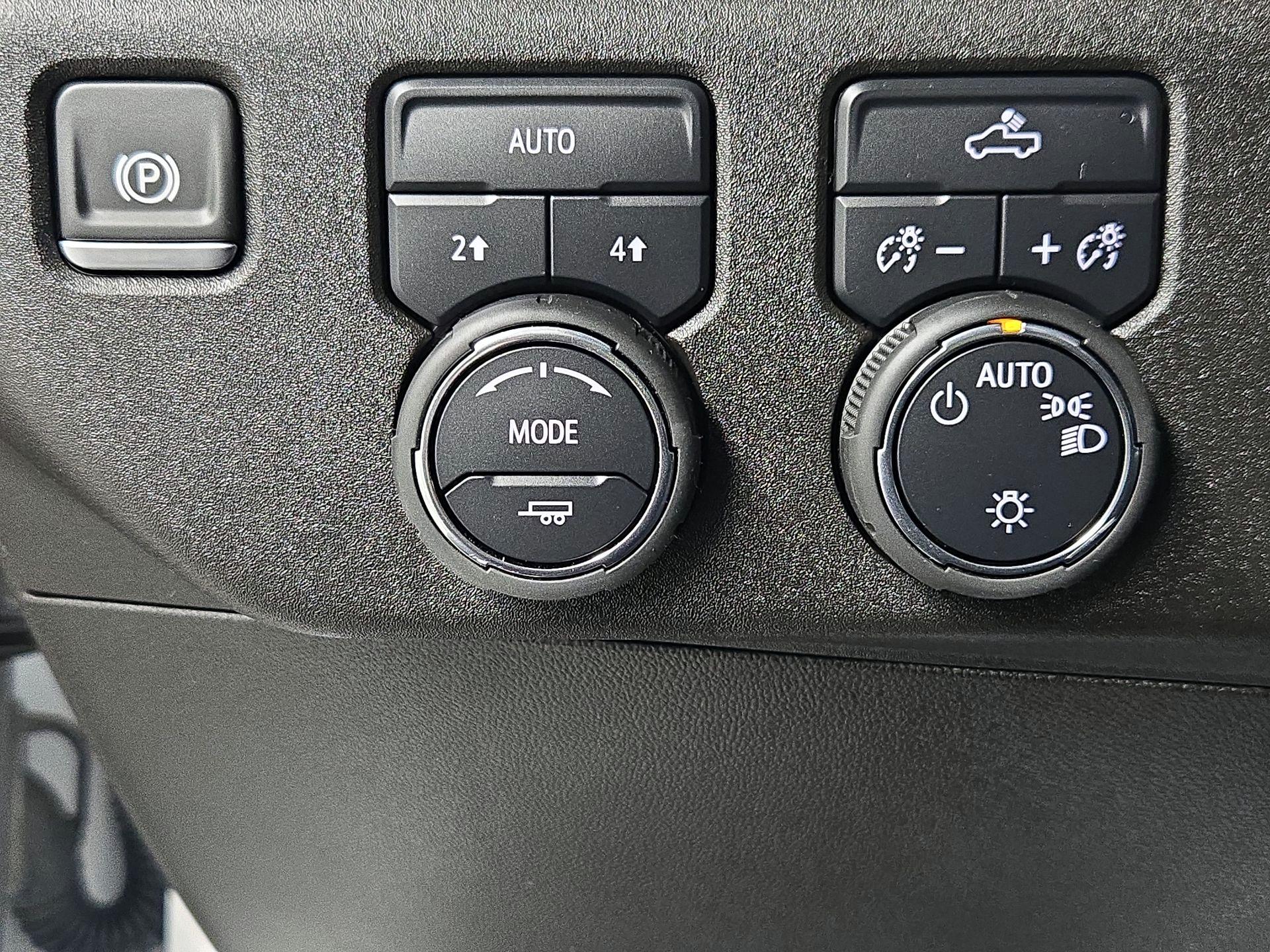 Thumbnail: 2024 Chevrolet Silverado 1500 - 13