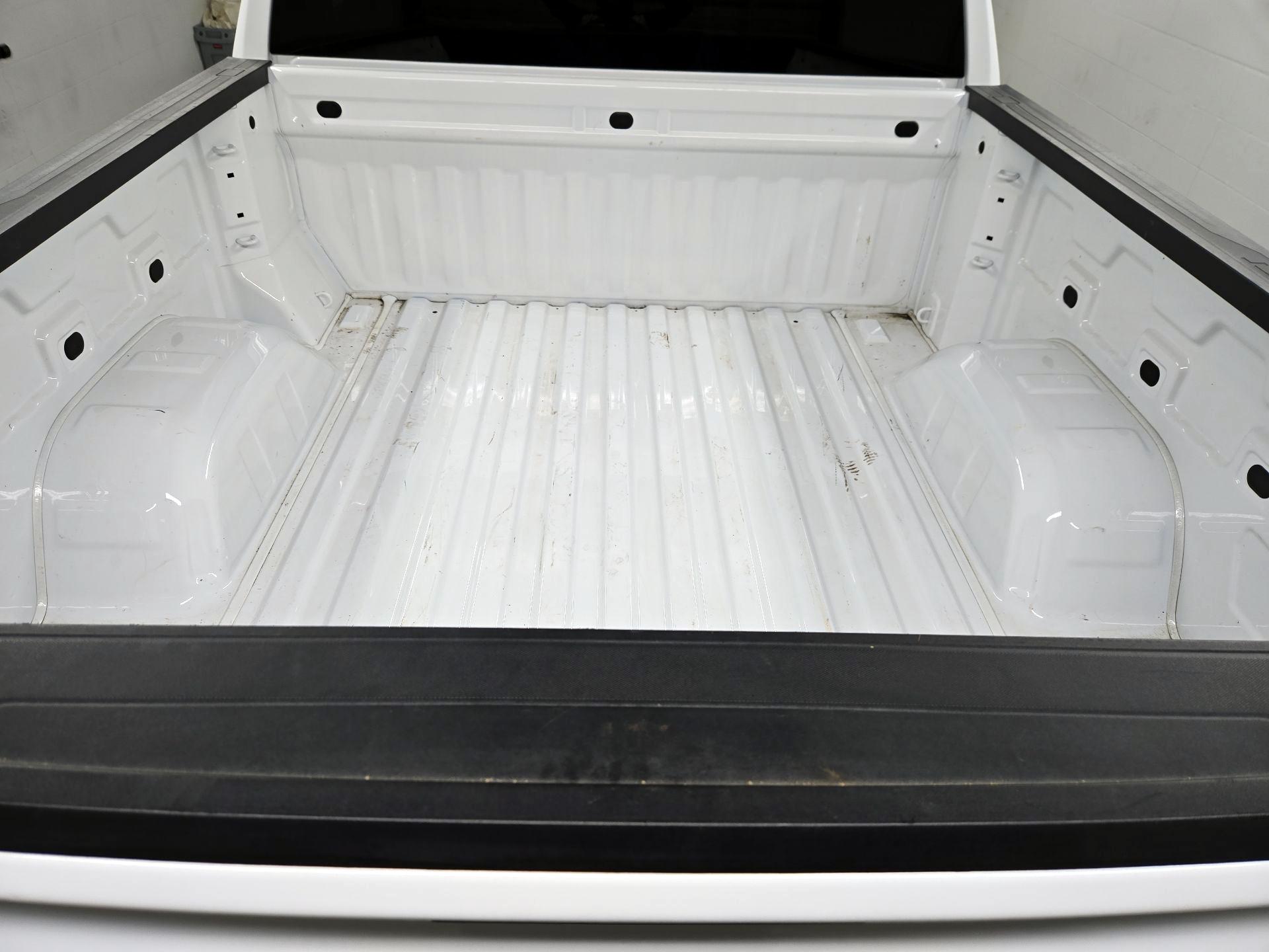 Thumbnail: 2024 Chevrolet Silverado 1500 - 20