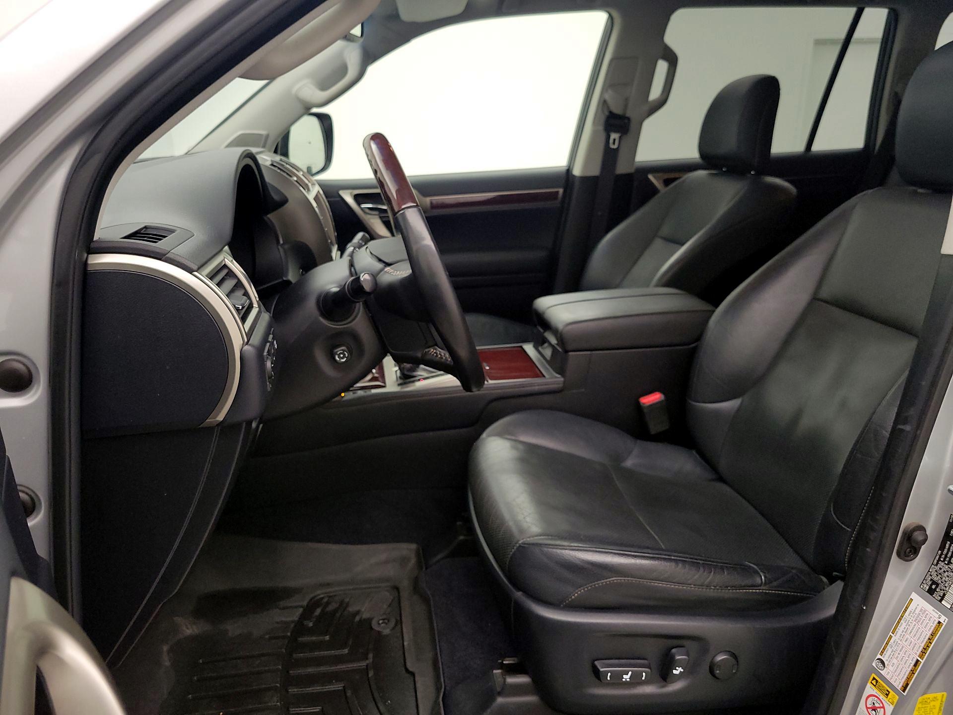 Thumbnail: 2019 Lexus GX - 11