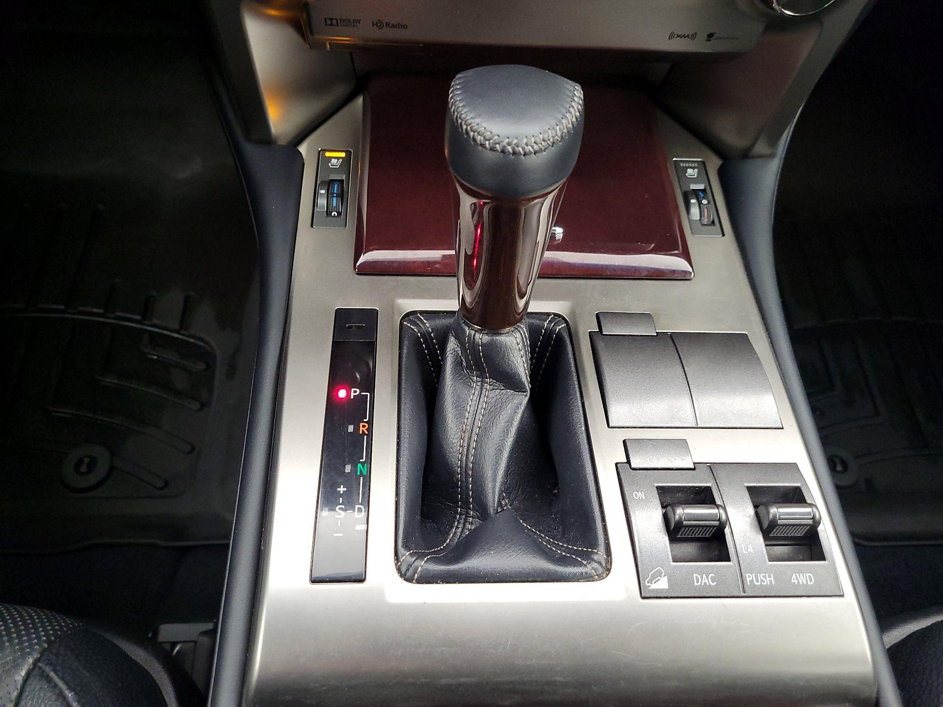 Thumbnail: 2019 Lexus GX - 18