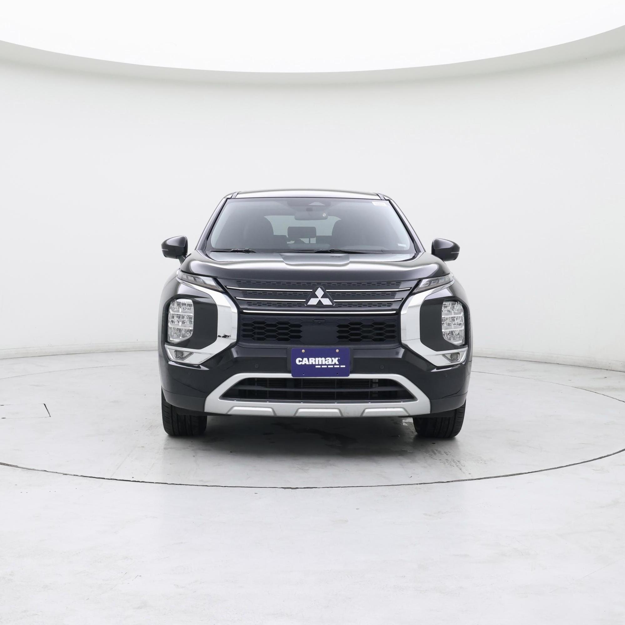 Thumbnail: 2024 Mitsubishi Outlander - 5