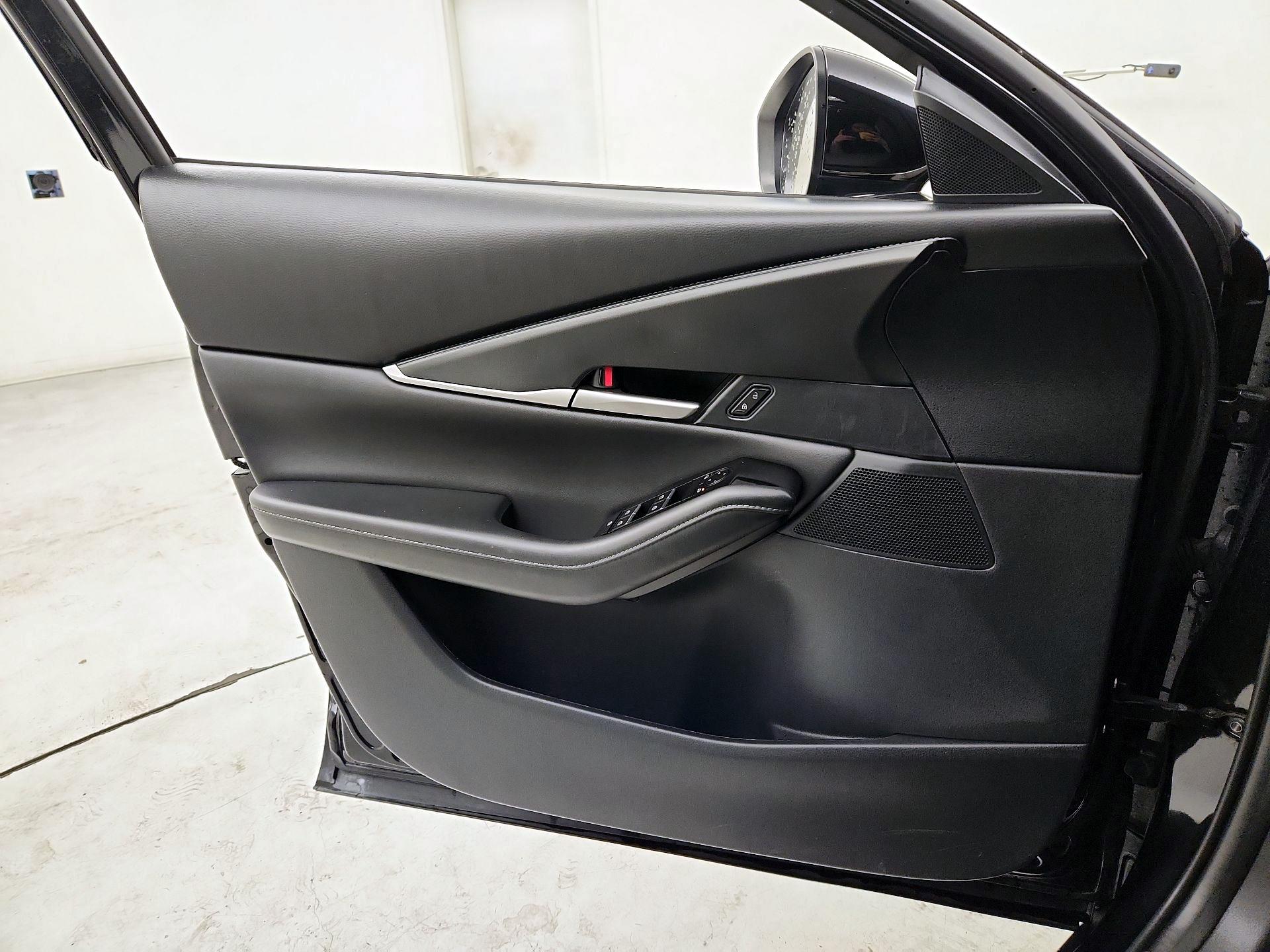 Thumbnail: 2024 Mazda CX-30 - 12