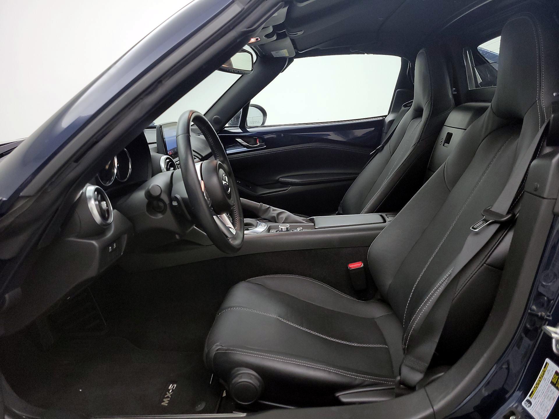 Thumbnail: 2021 Mazda MX-5 Miata - 11