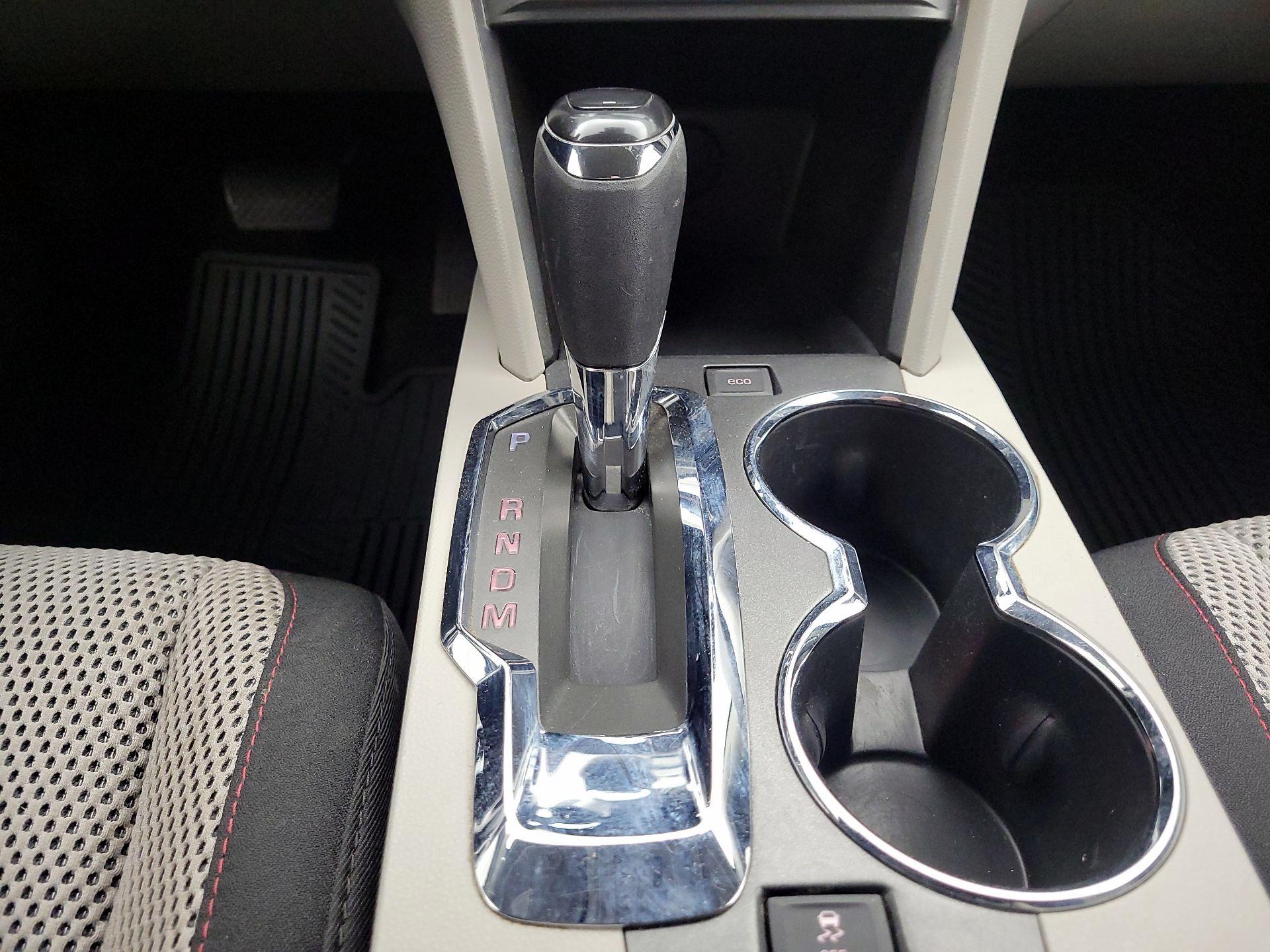 Thumbnail: 2016 GMC Terrain - 17