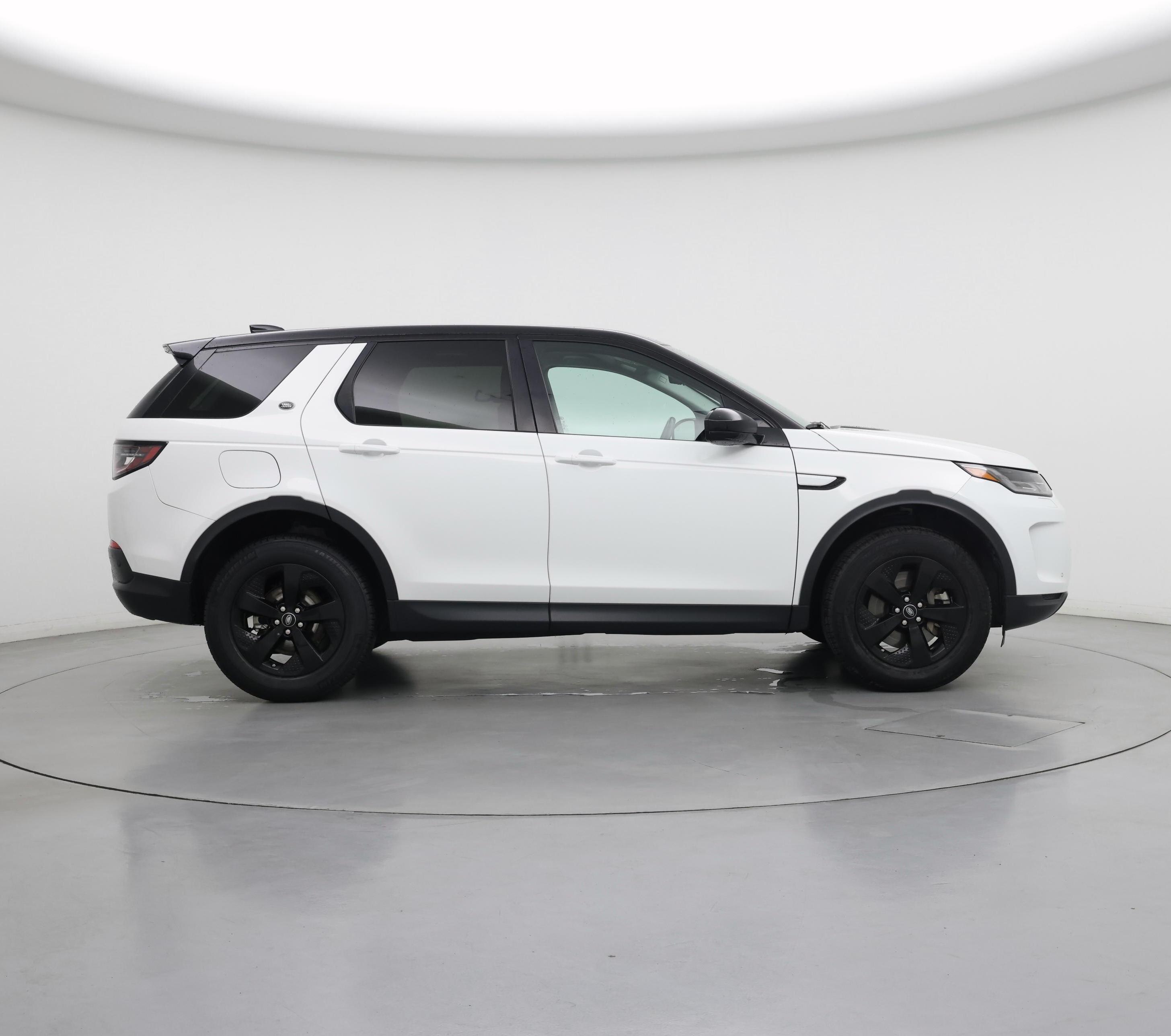 Thumbnail: 2020 Land Rover Discovery Sport - 7
