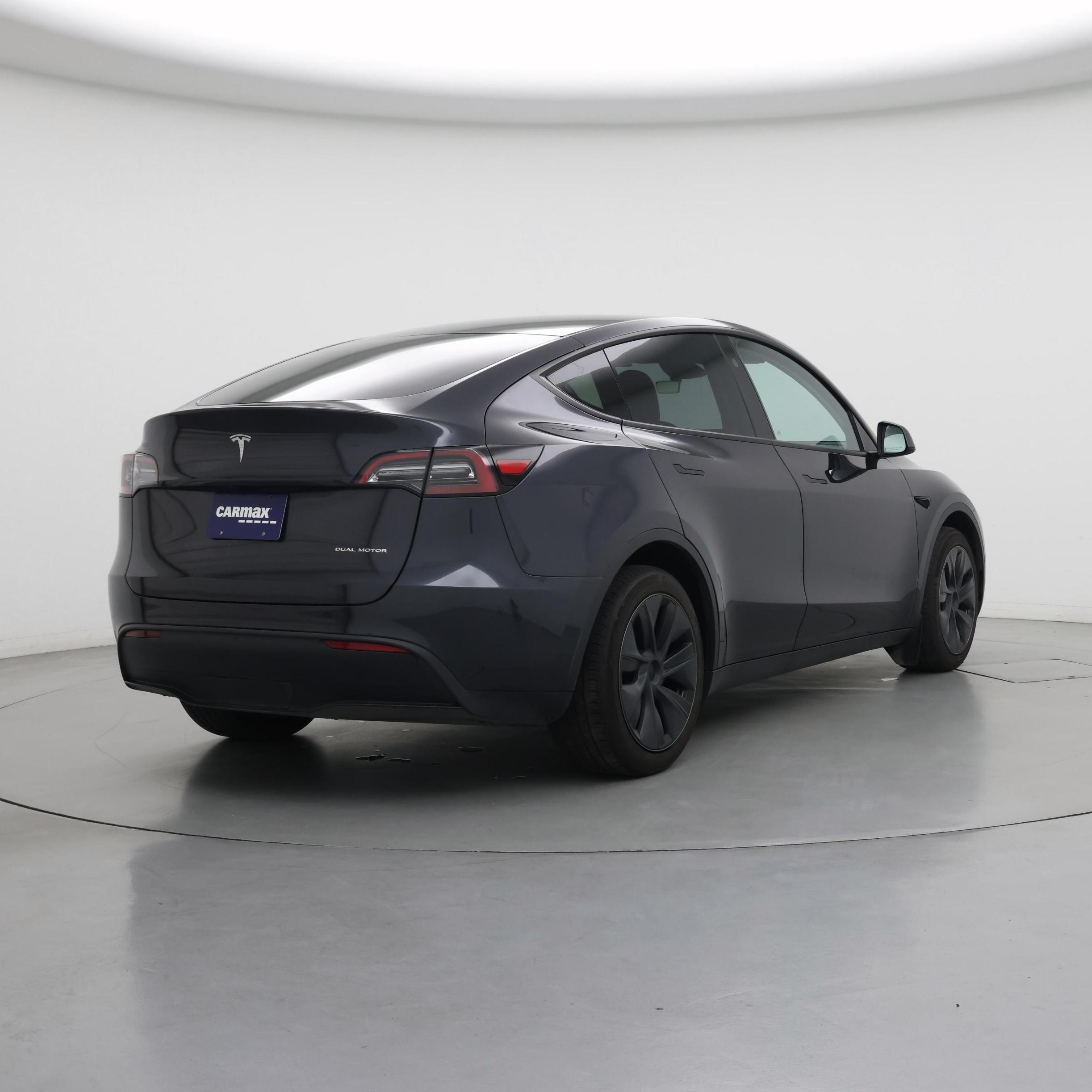 Thumbnail: 2024 Tesla Model Y - 8