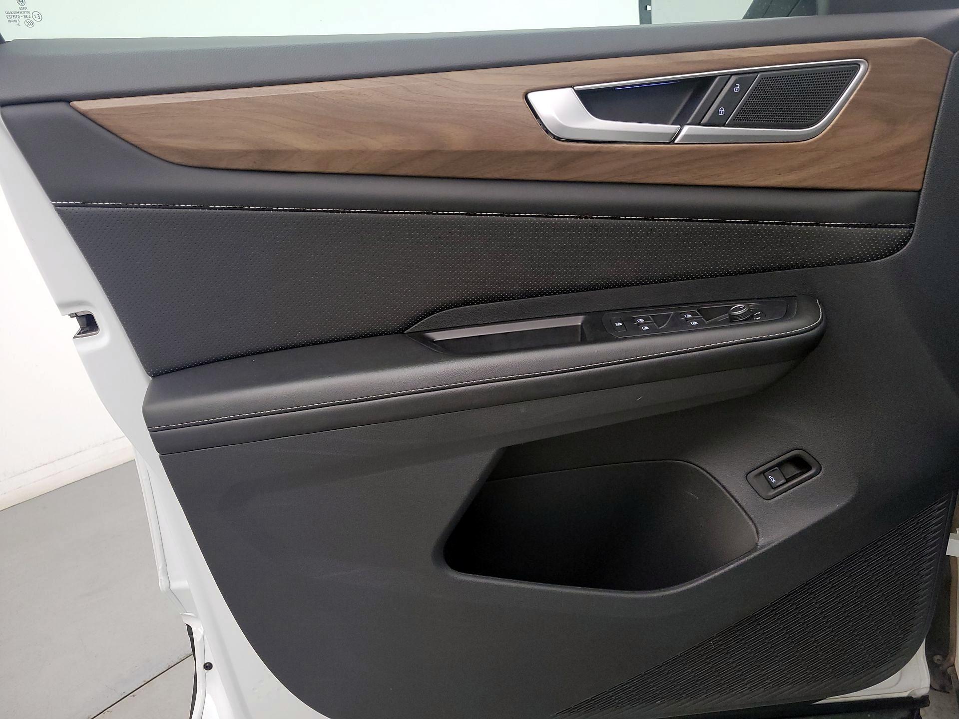 Thumbnail: 2024 Volkswagen Atlas - 12