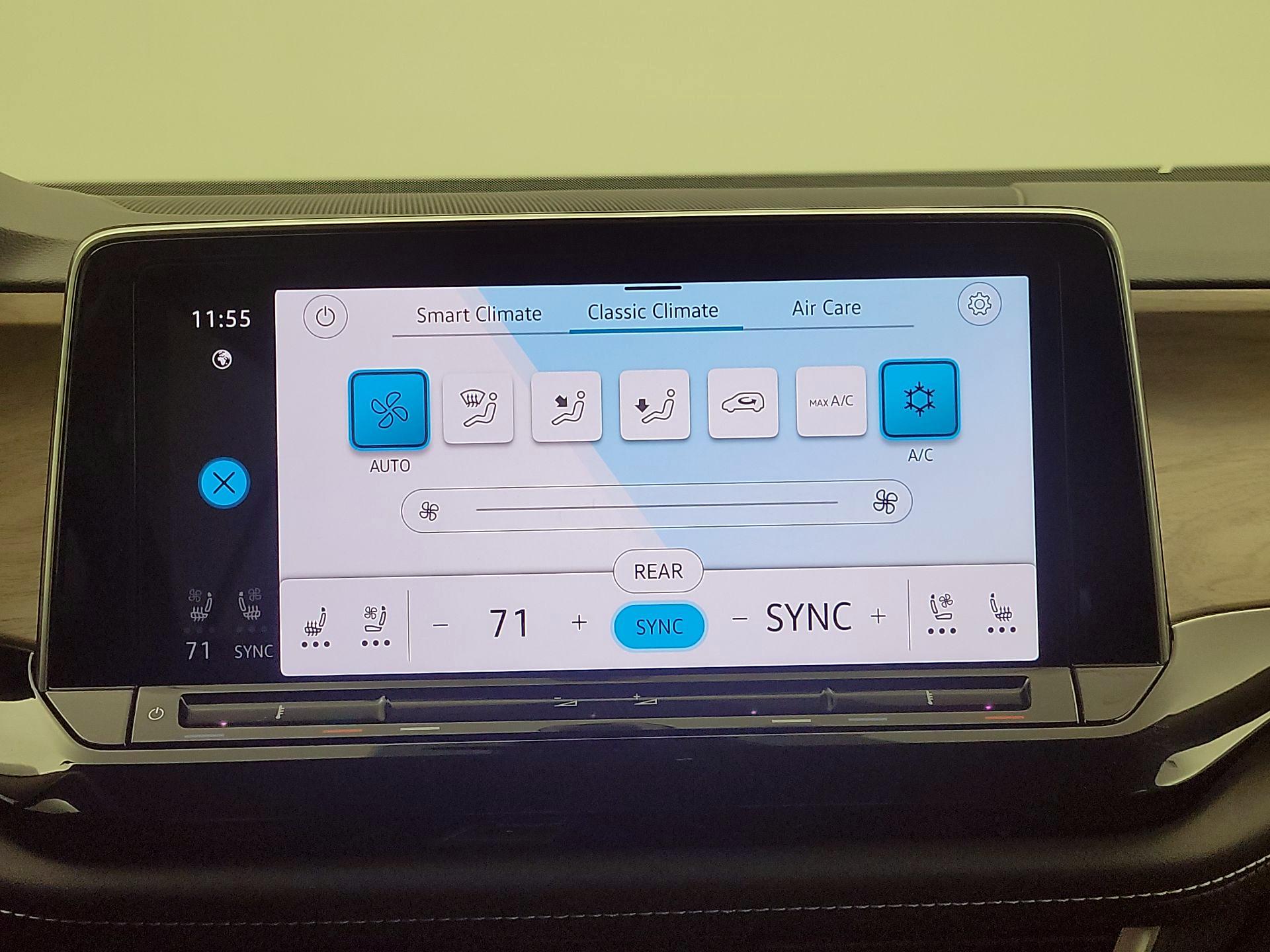 Thumbnail: 2024 Volkswagen Atlas - 16