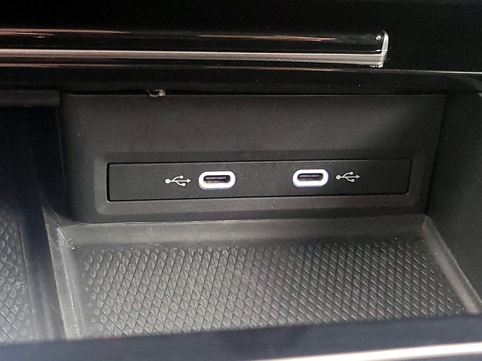 Thumbnail: 2024 Volkswagen Atlas - 18