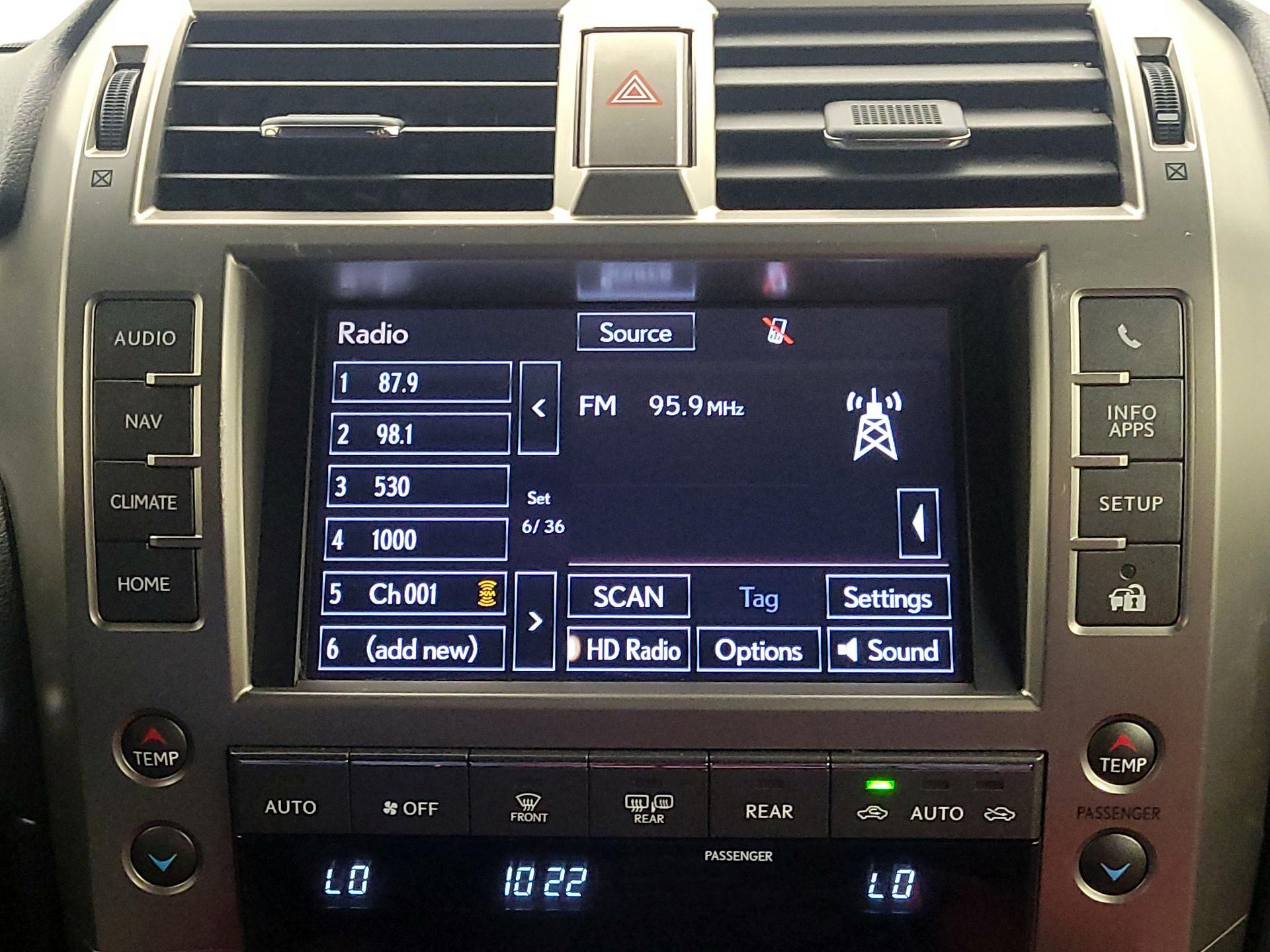 Thumbnail: 2020 Lexus GX - 16