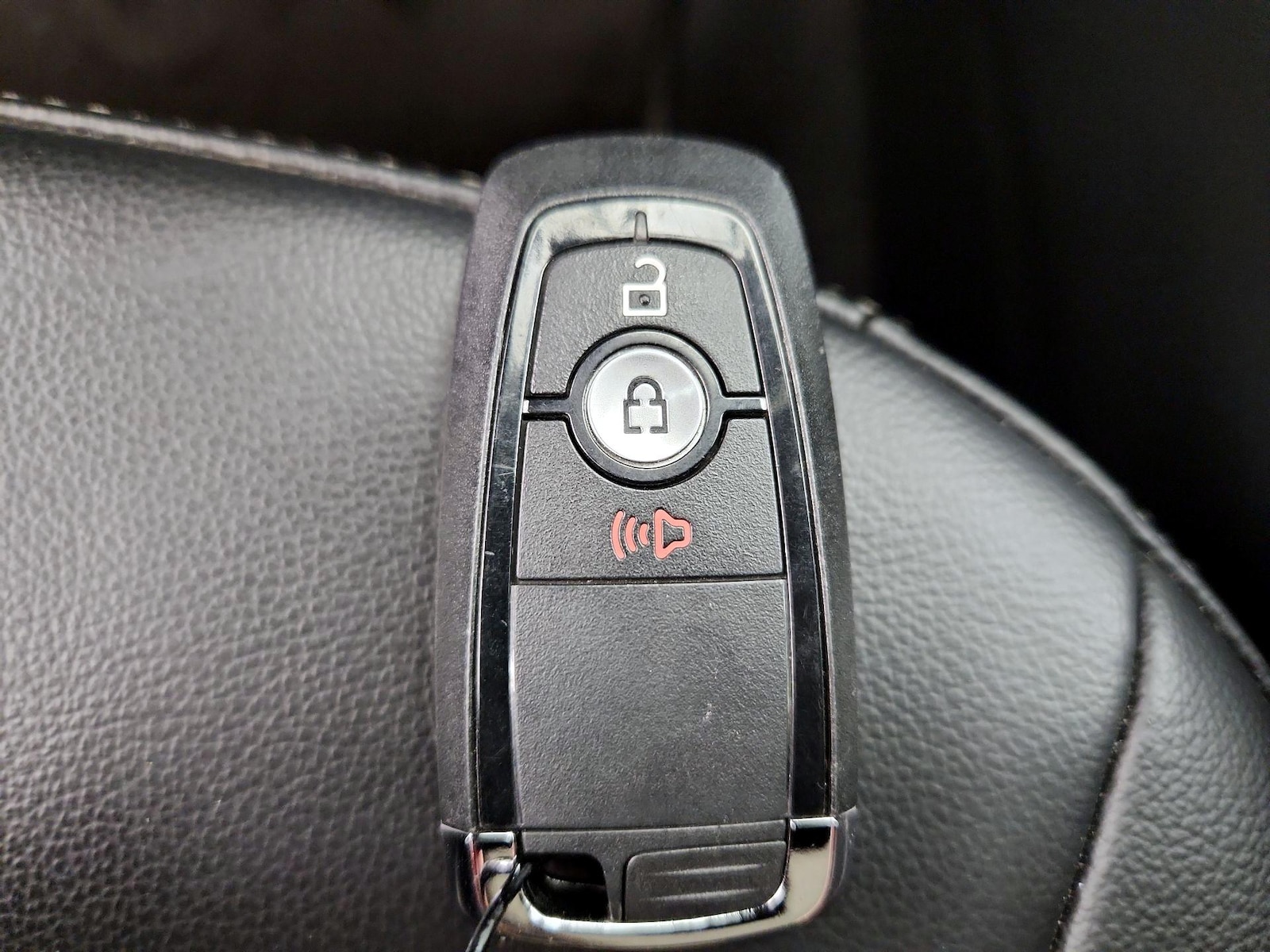 2024 Ford Edge SEL - Photo 24