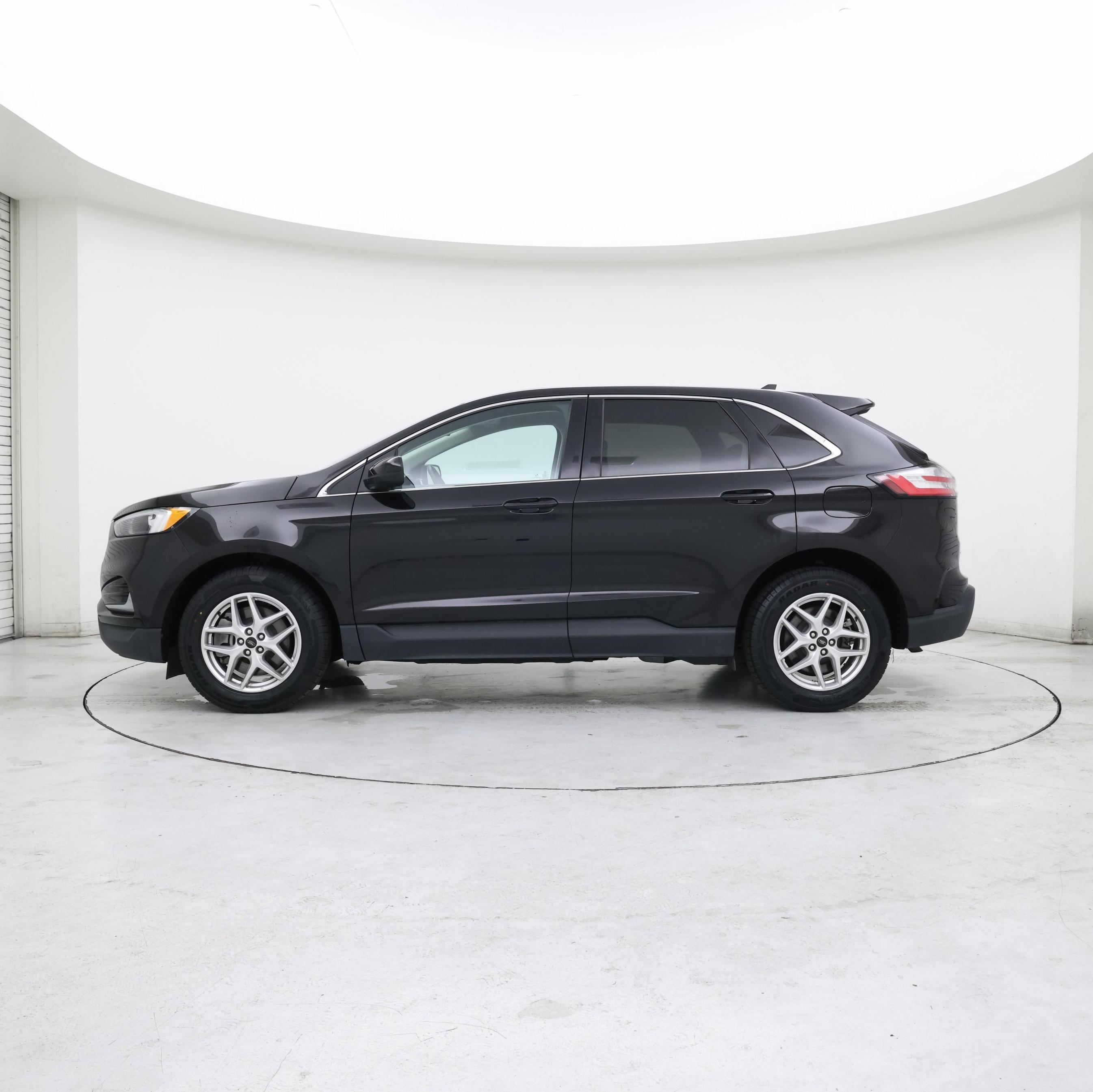 Thumbnail: 2024 Ford Edge - 3