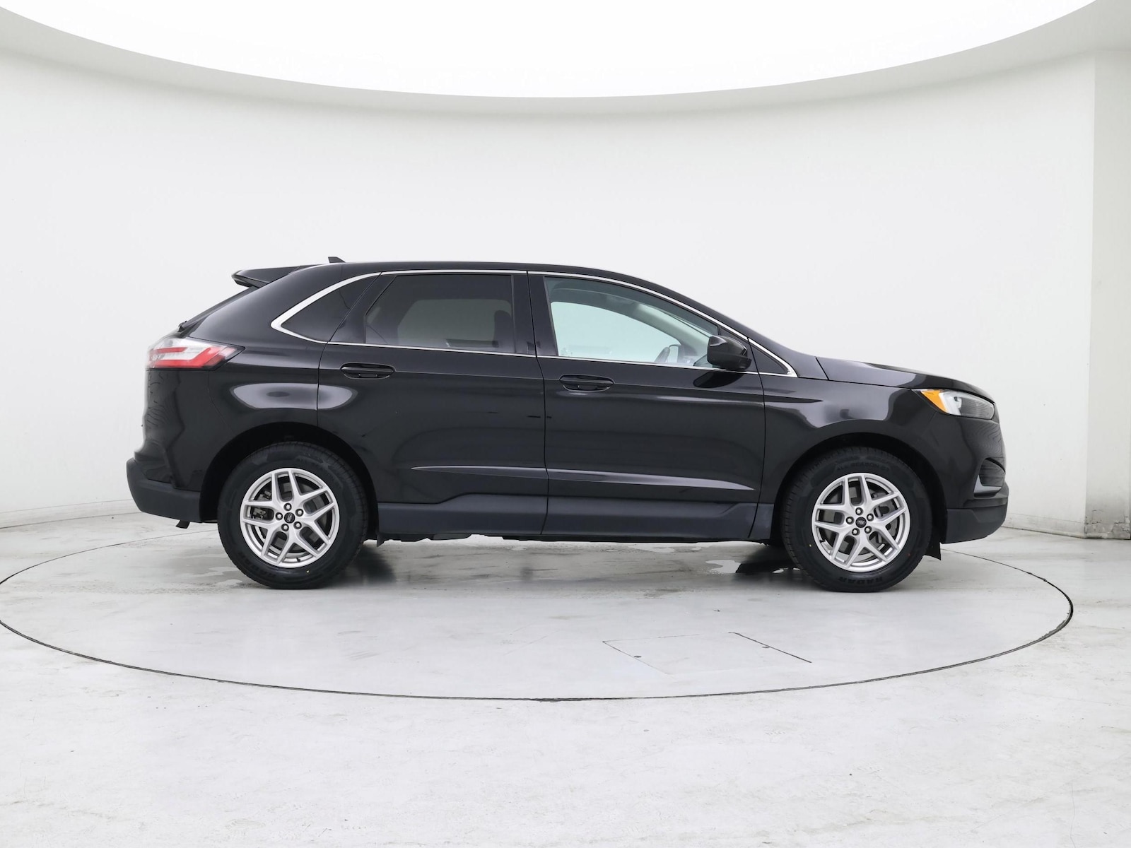 2024 Ford Edge SEL - Photo 8