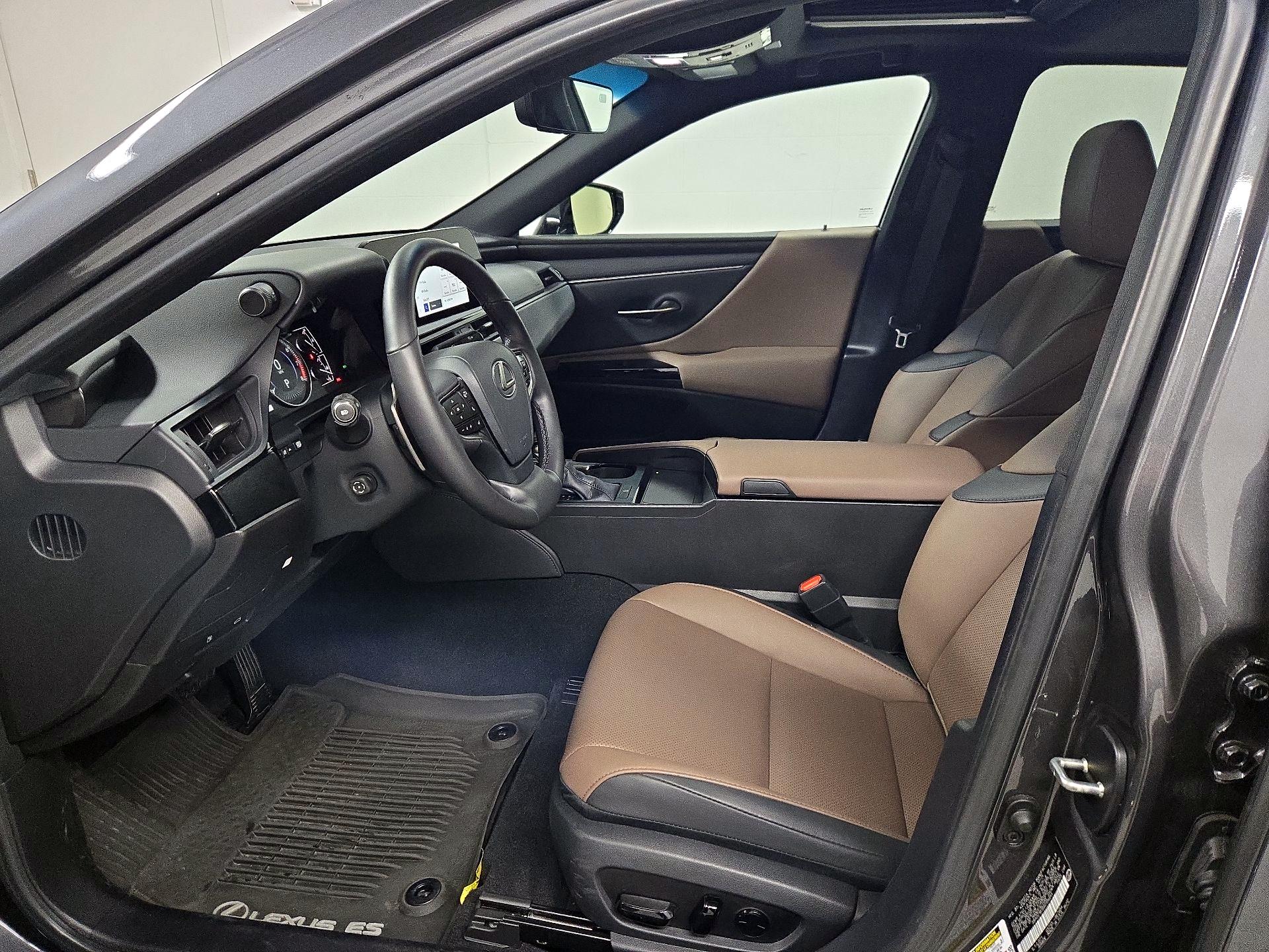 Thumbnail: 2025 Lexus ES - 11