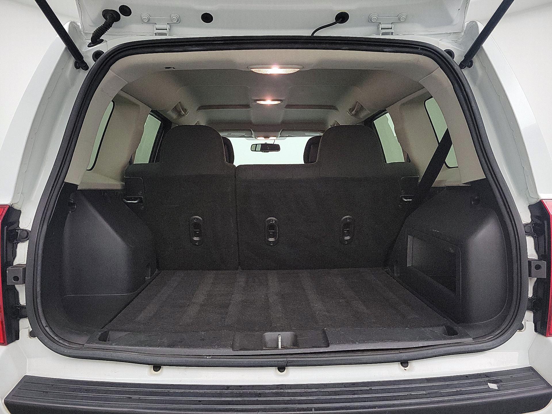 Thumbnail: 2016 Jeep Patriot - 18
