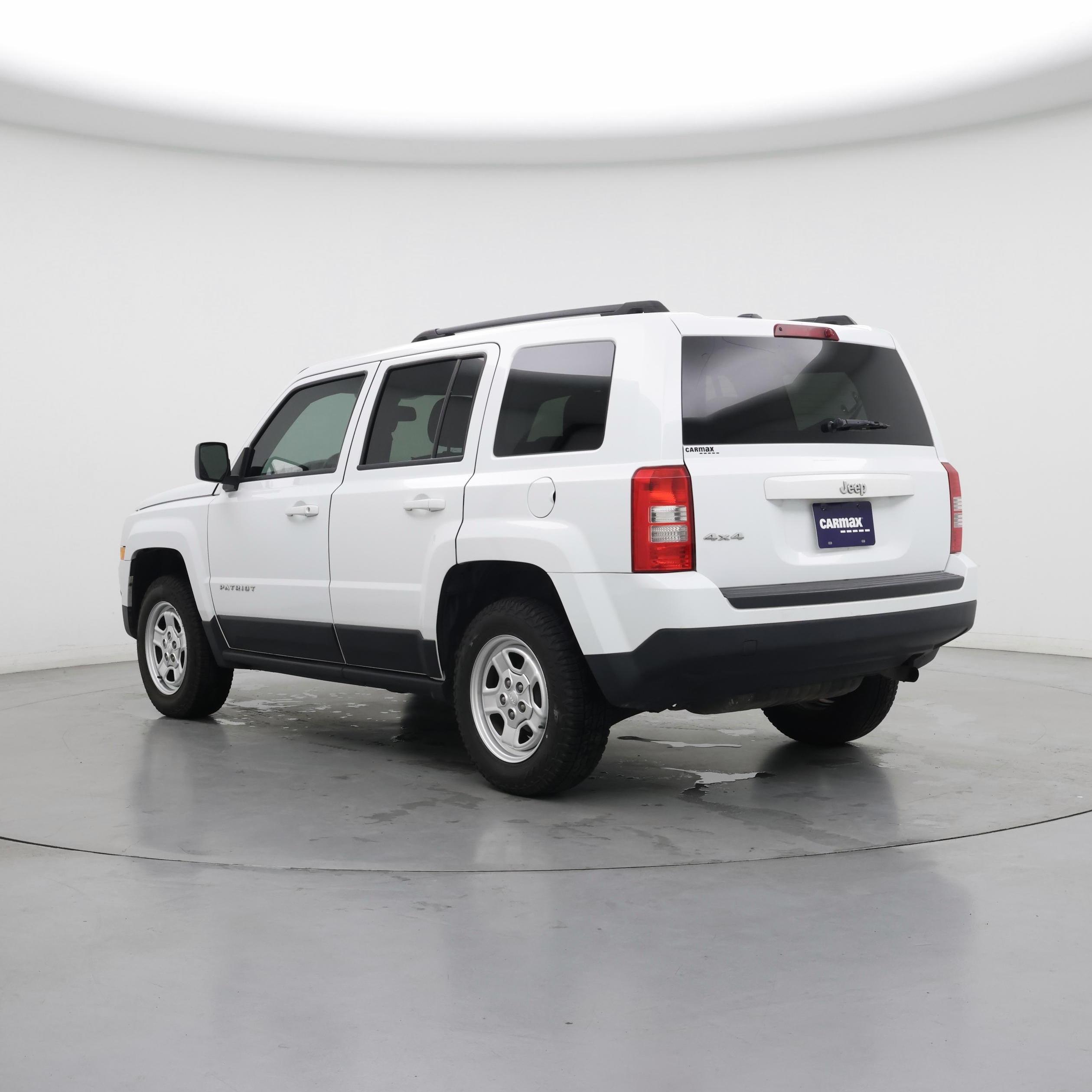 Thumbnail: 2016 Jeep Patriot - 2