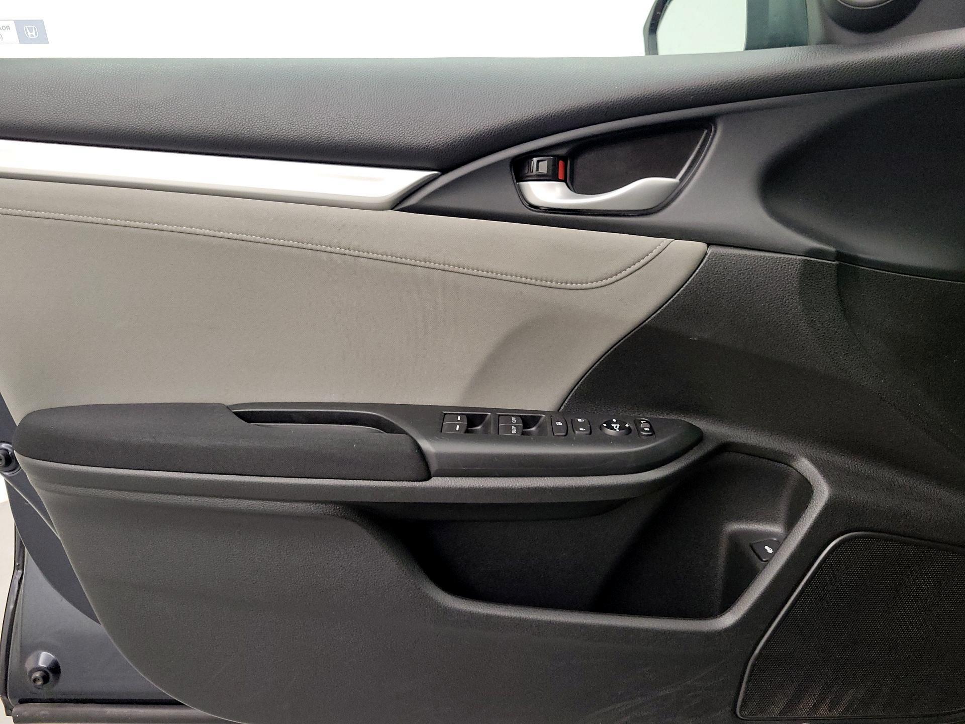 Thumbnail: 2018 Honda Civic - 12