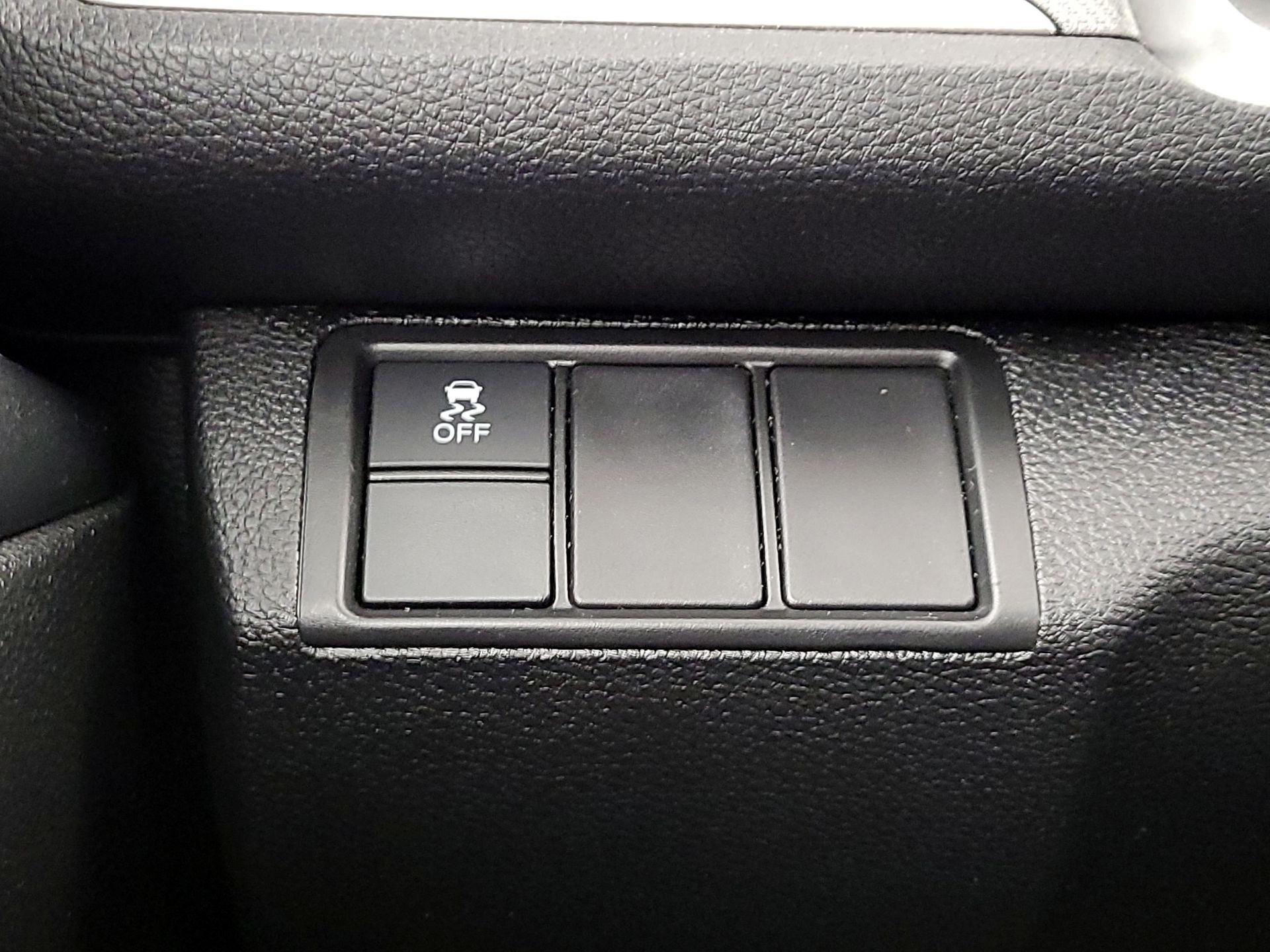 Thumbnail: 2018 Honda Civic - 13