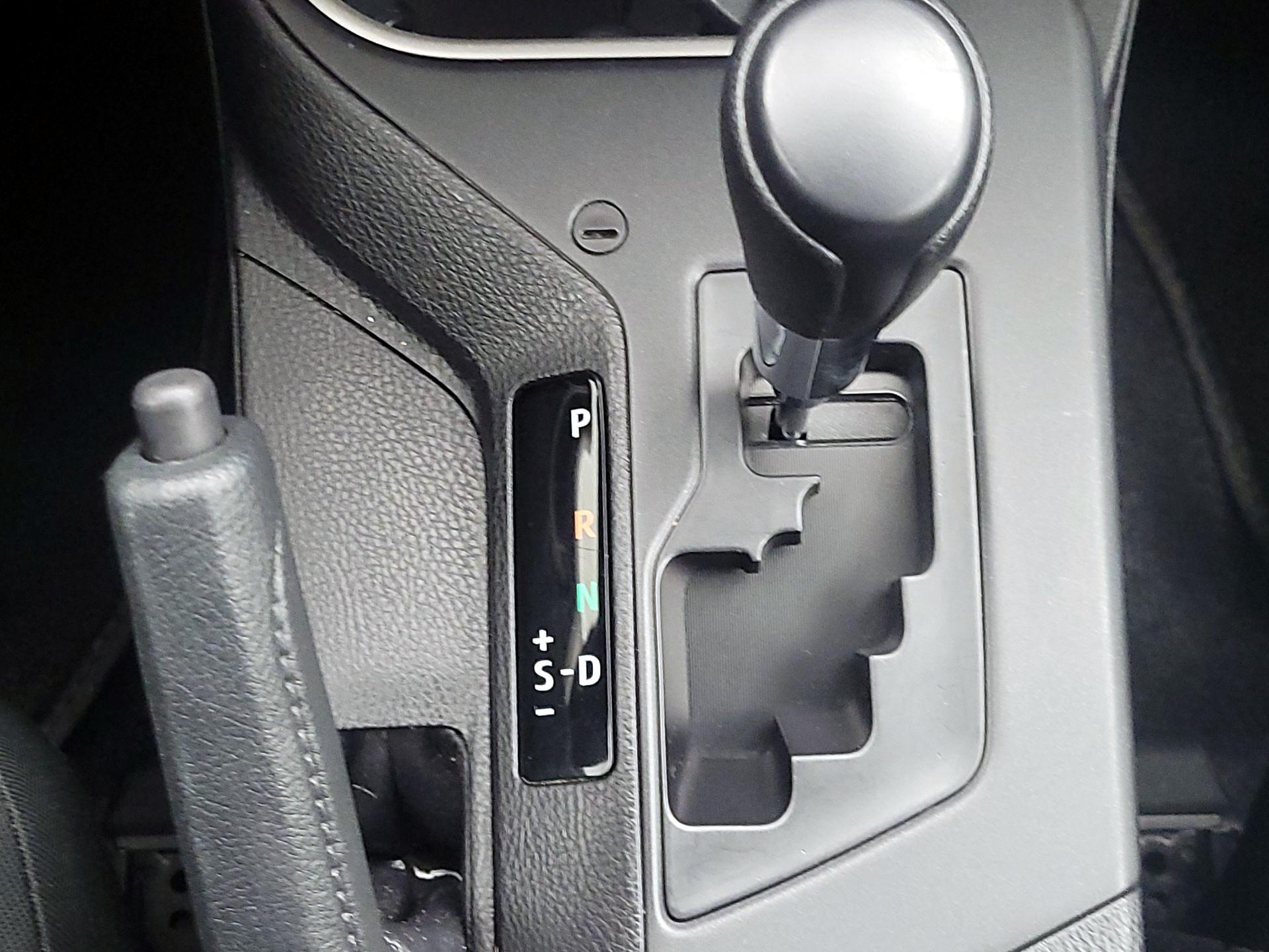 Thumbnail: 2016 Toyota RAV4 - 17