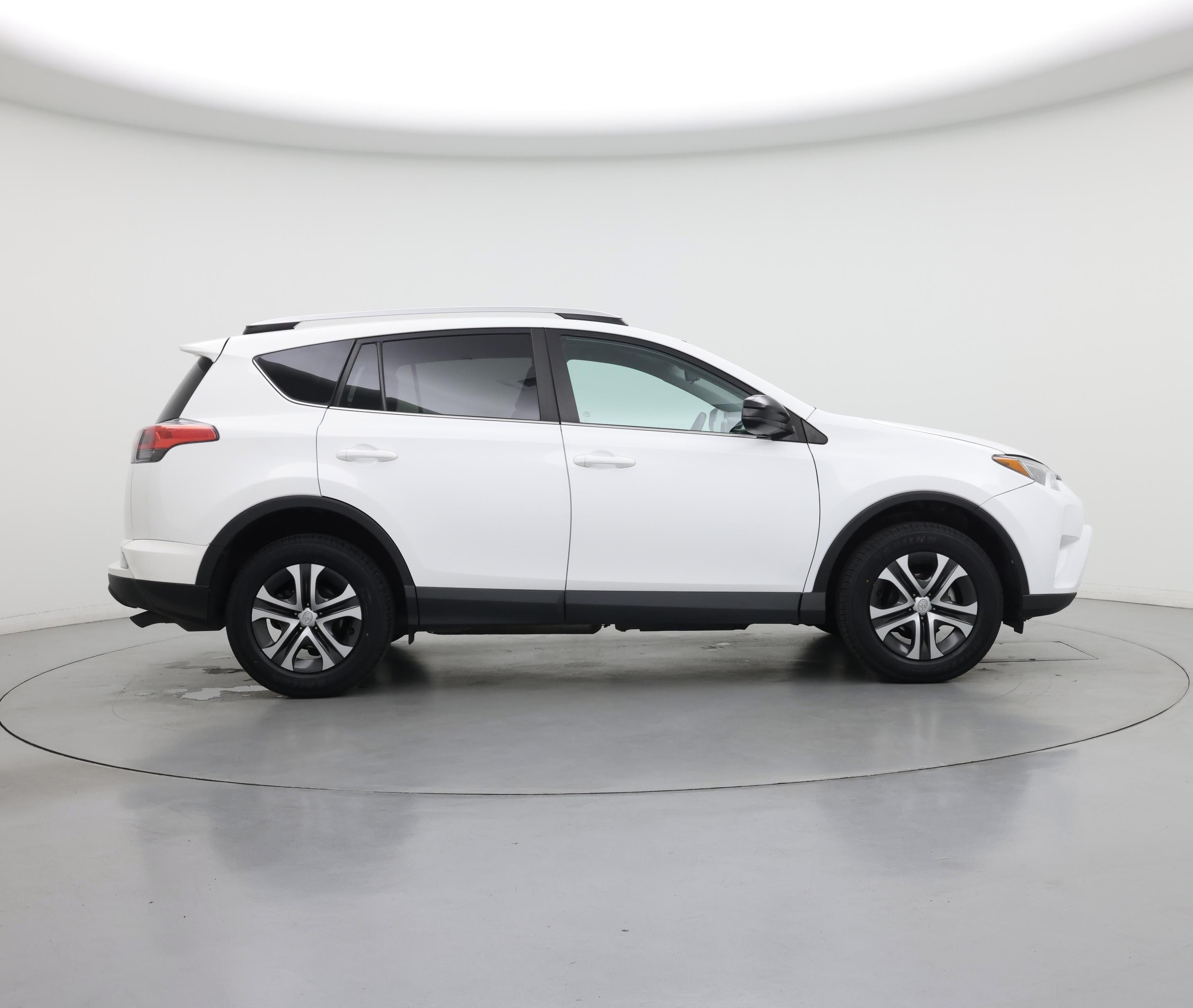 Thumbnail: 2016 Toyota RAV4 - 7