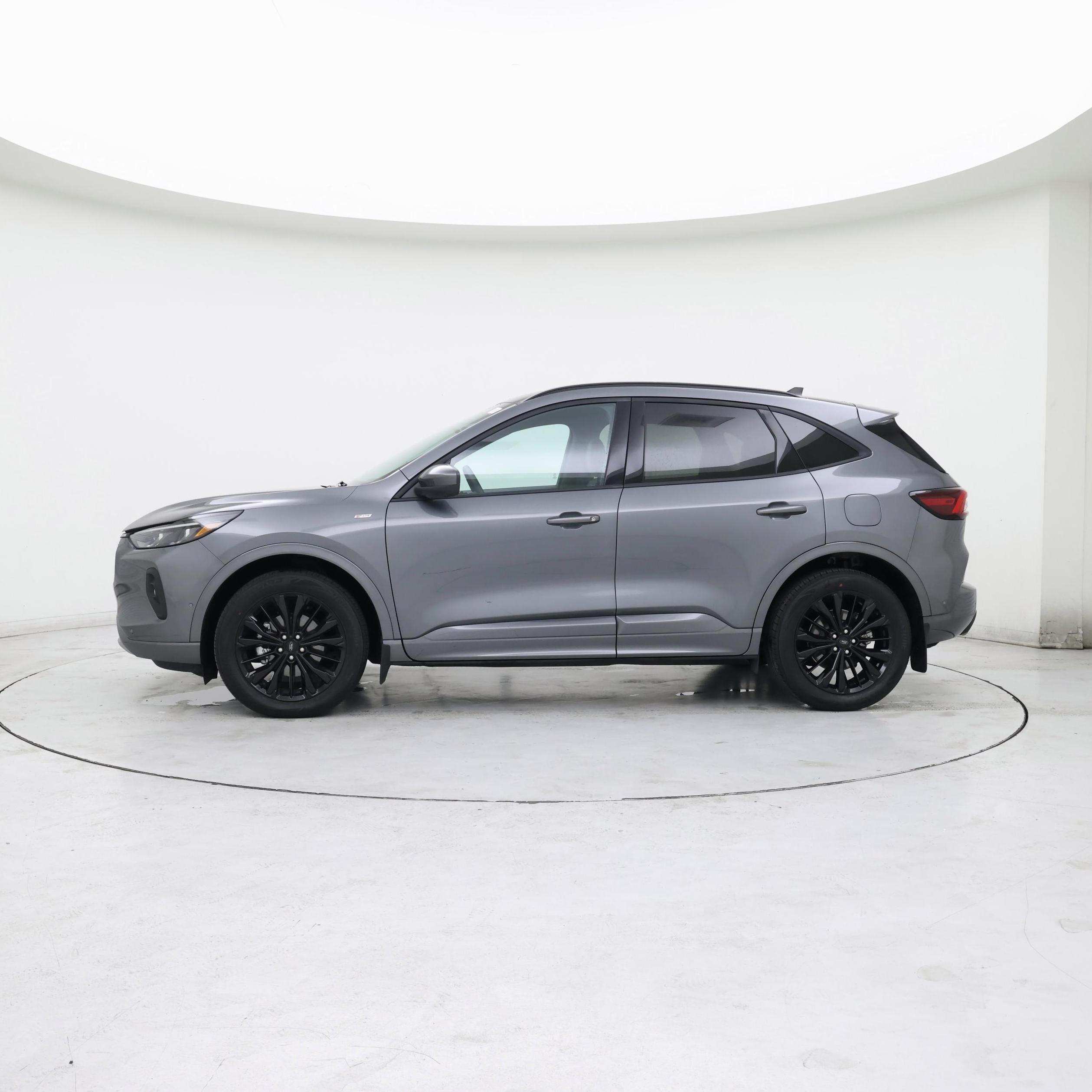 Thumbnail: 2024 Ford Escape - 3
