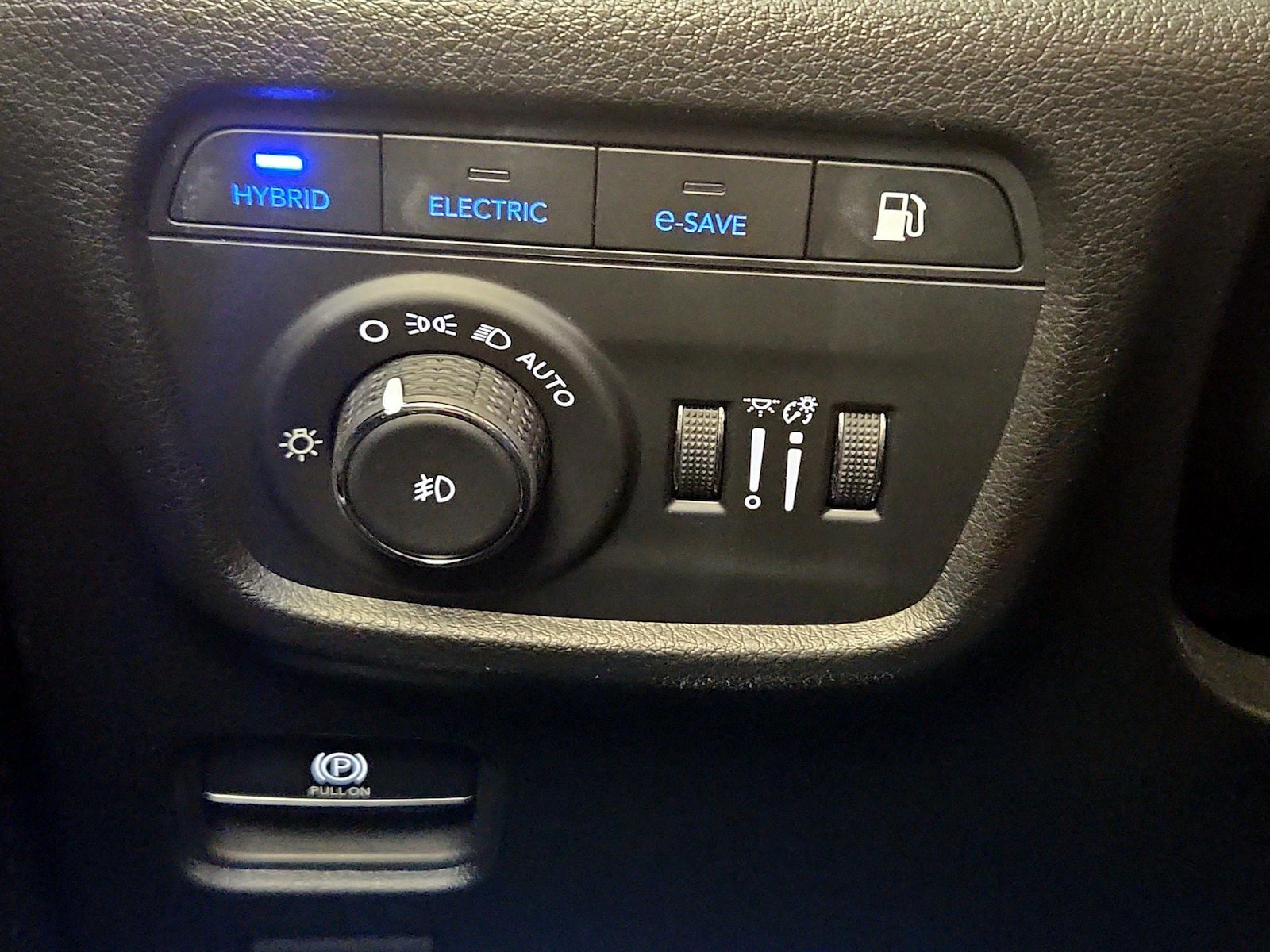 2023 Jeep Grand Cherokee 30th Anniversary 4xe - Photo 14