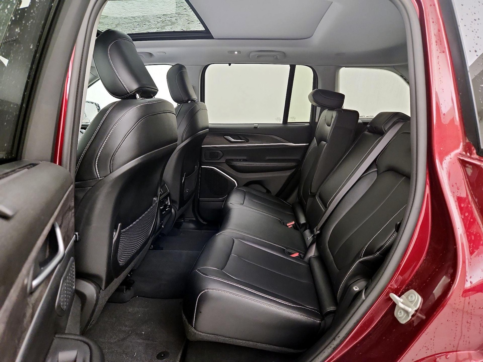 2023 Jeep Grand Cherokee 30th Anniversary 4xe - Photo 22