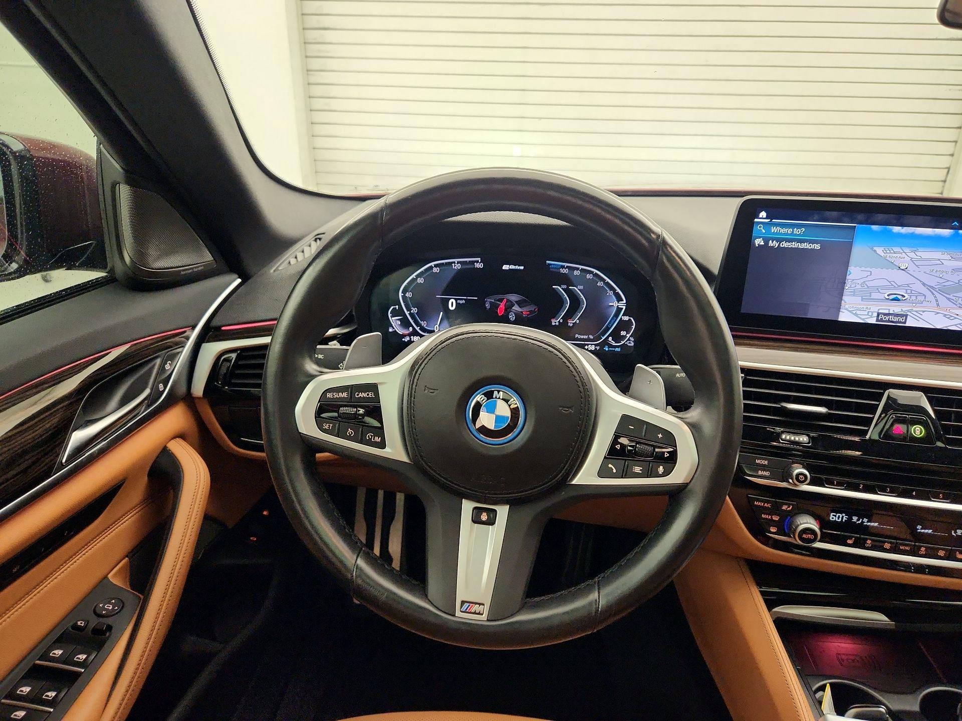 Thumbnail: 2023 BMW 5 Series - 10