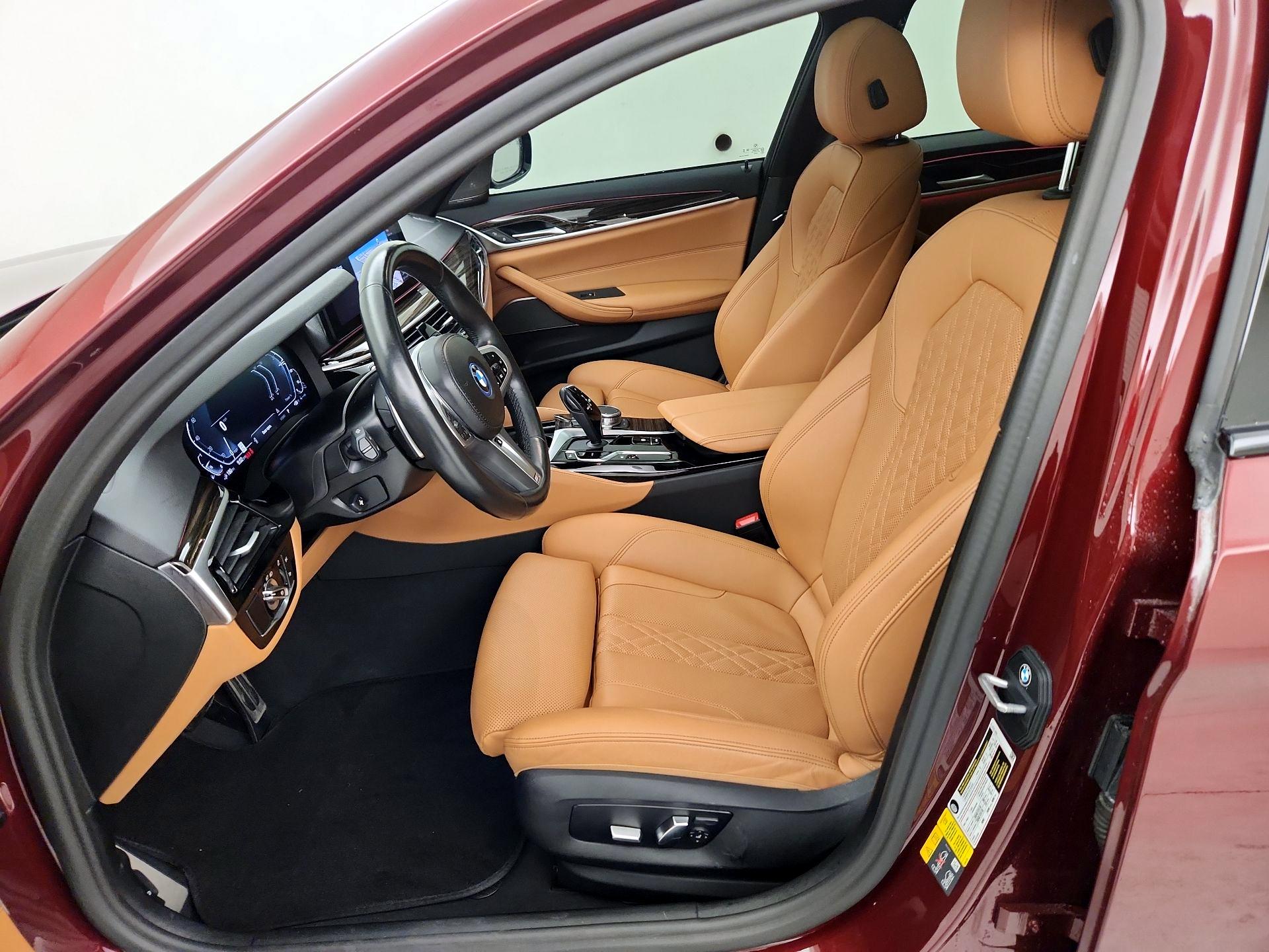 Thumbnail: 2023 BMW 5 Series - 11