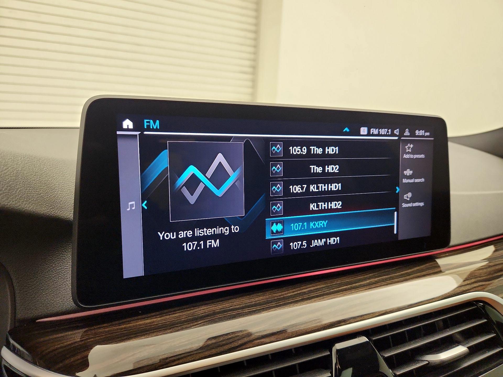 Thumbnail: 2023 BMW 5 Series - 16