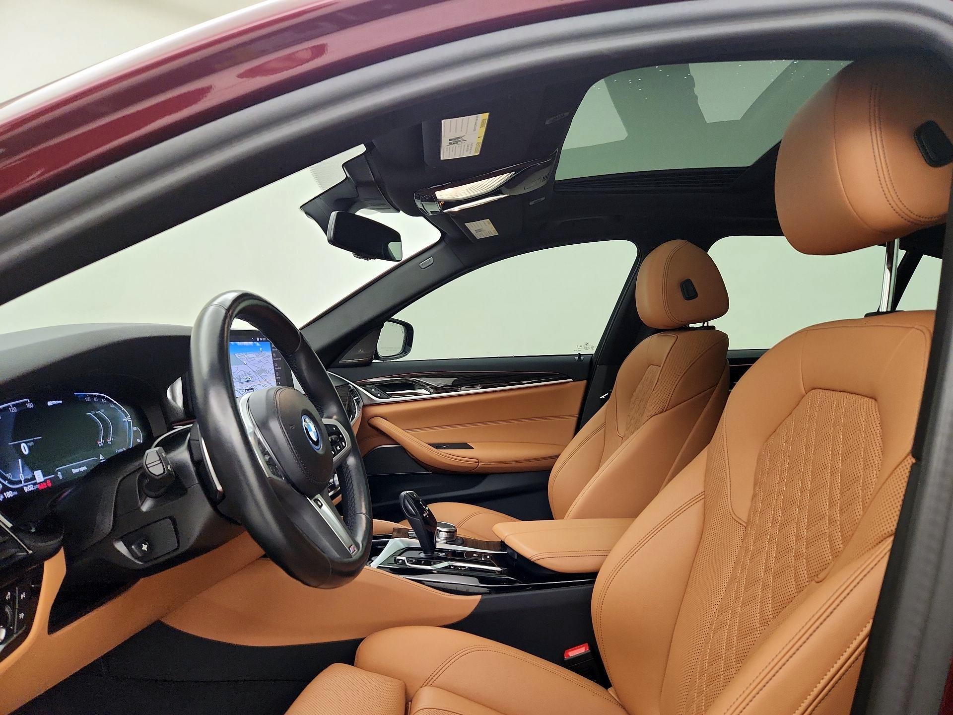 Thumbnail: 2023 BMW 5 Series - 20